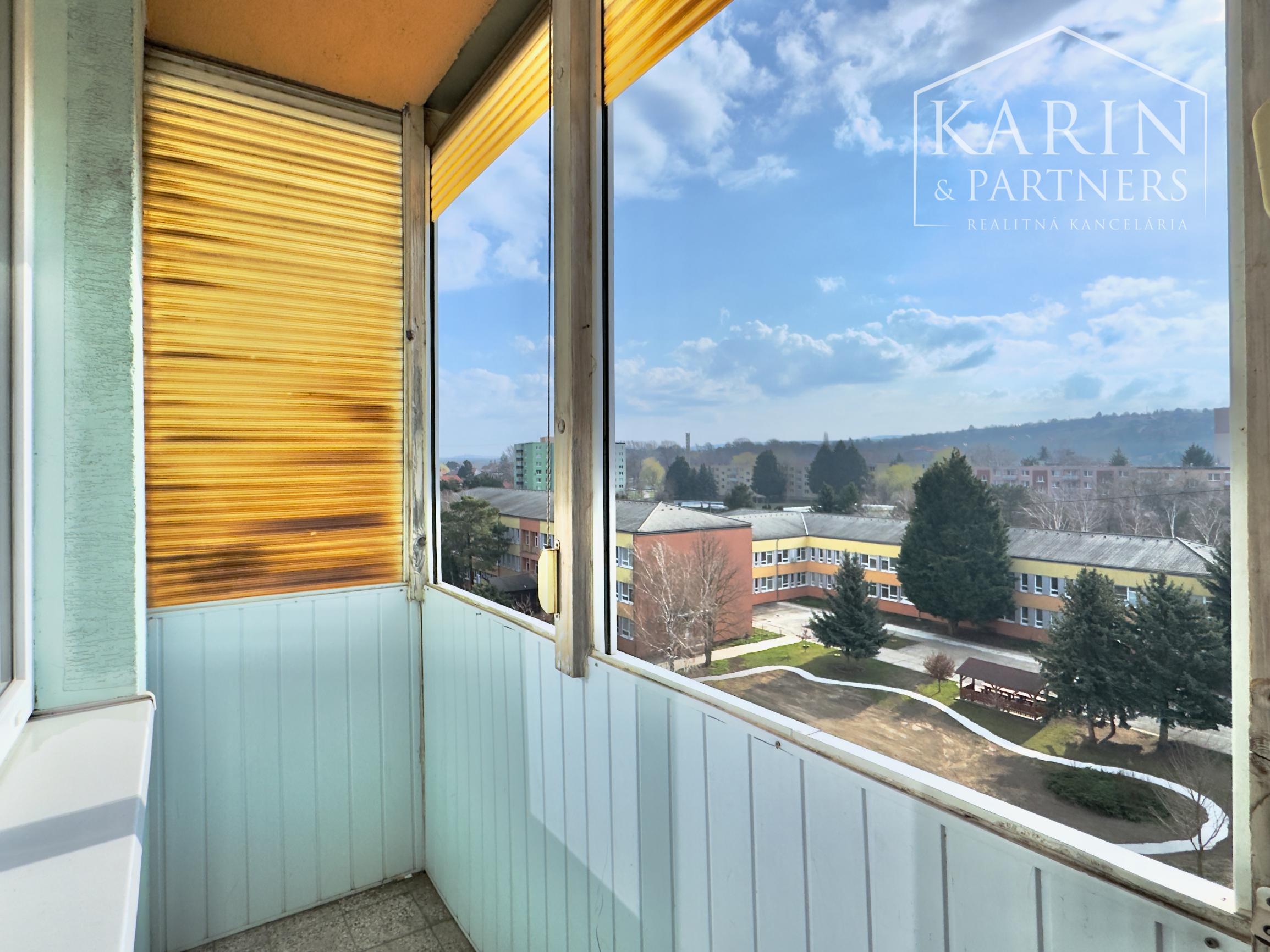 Dostupná garzónka s nízkymi nákladmi v žiadanej lokalite, L. Svobodu