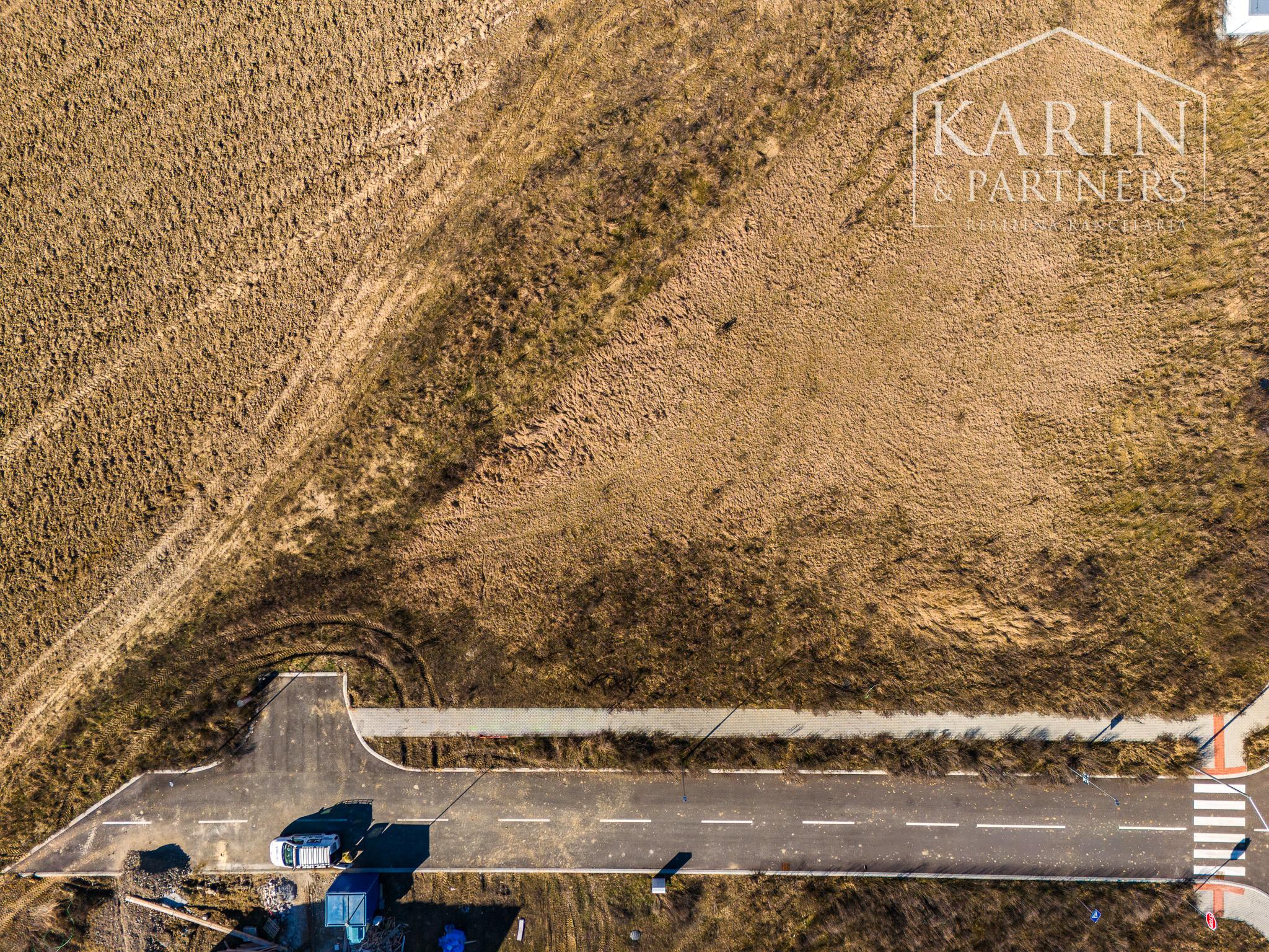 Slnečný pozemok 559 m² s projektom domu