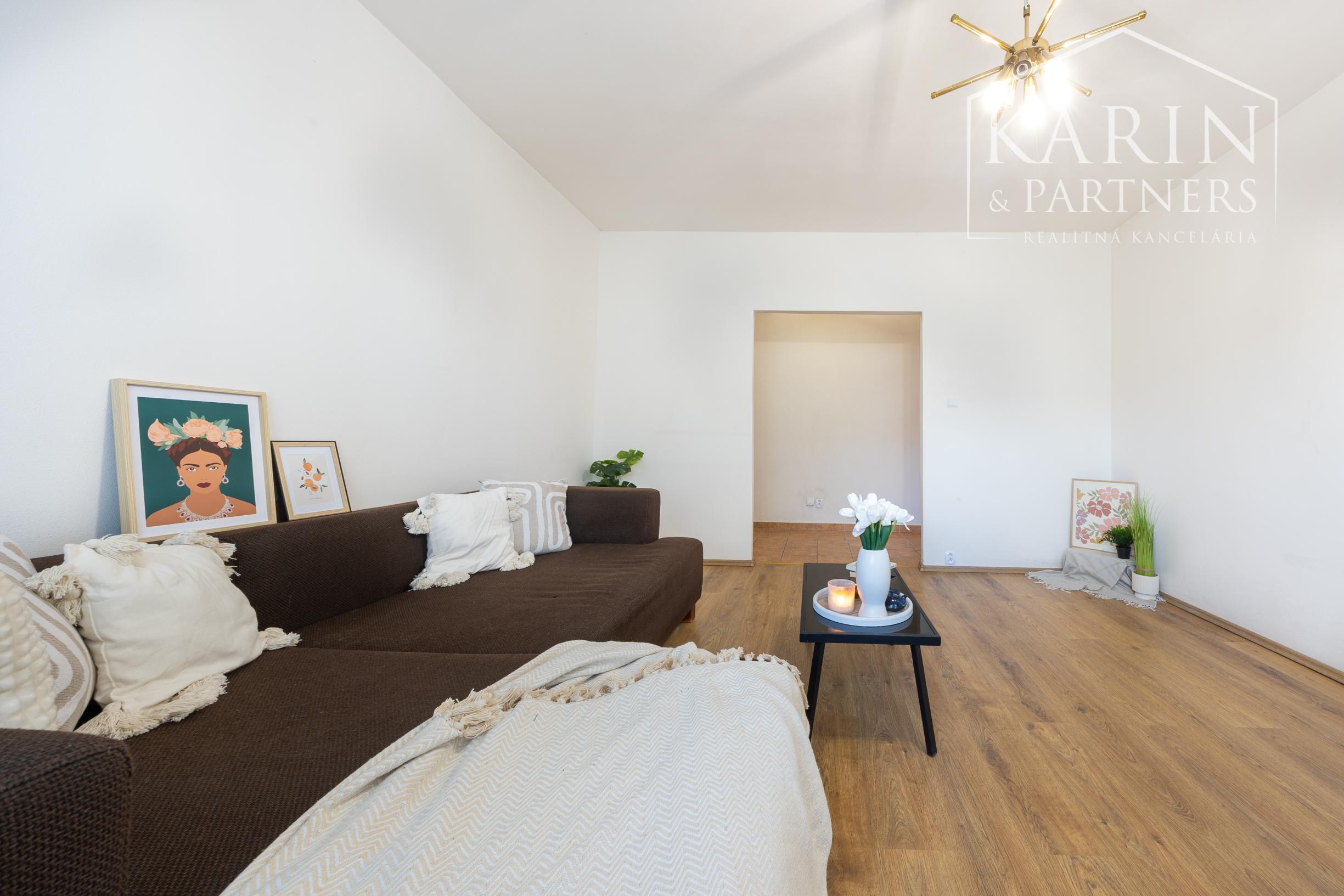 1-izbový byt s loggiou po rekonštrukcii – výborná lokalita