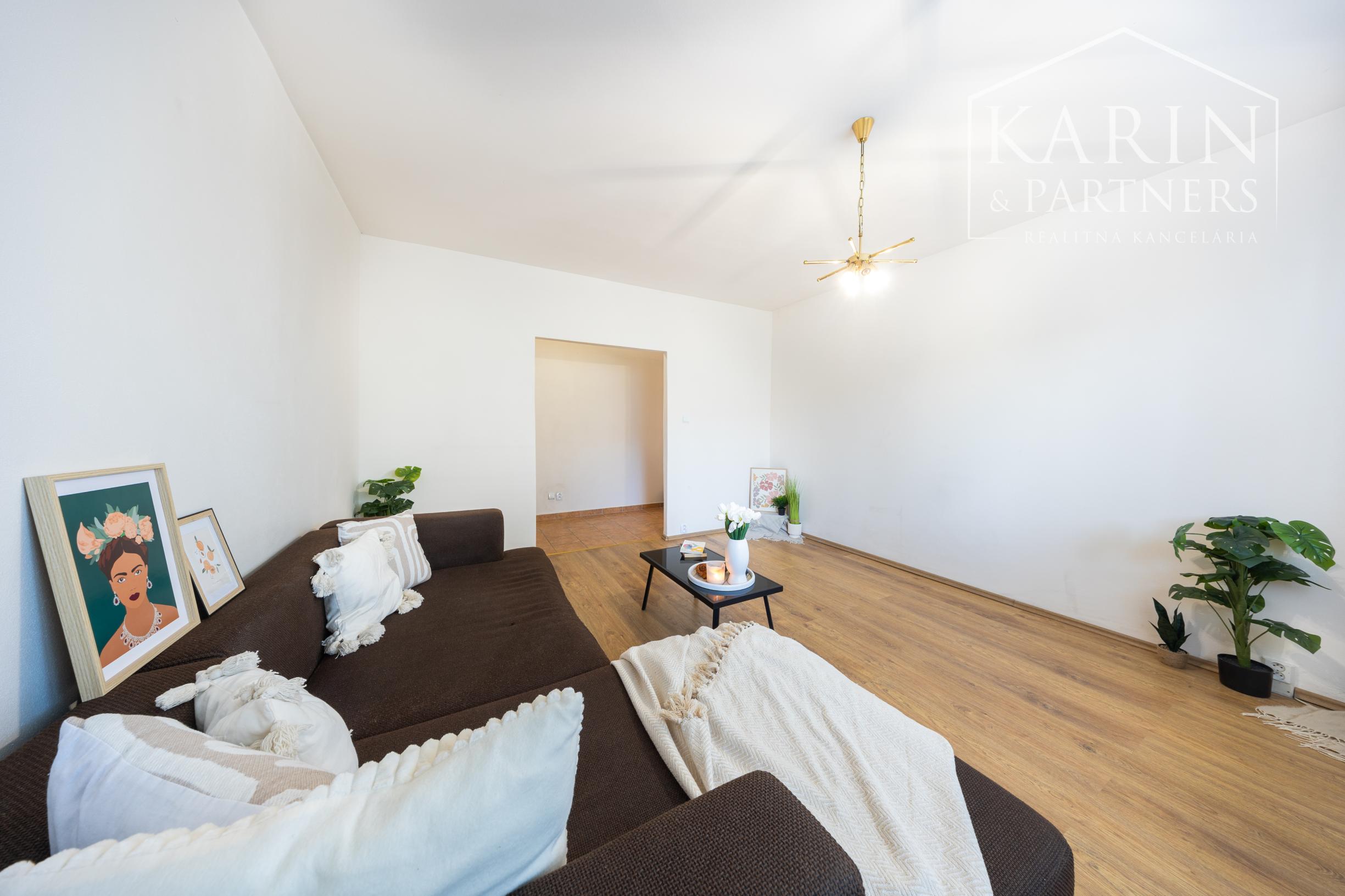 1-izbový byt s loggiou po rekonštrukcii – výborná lokalita