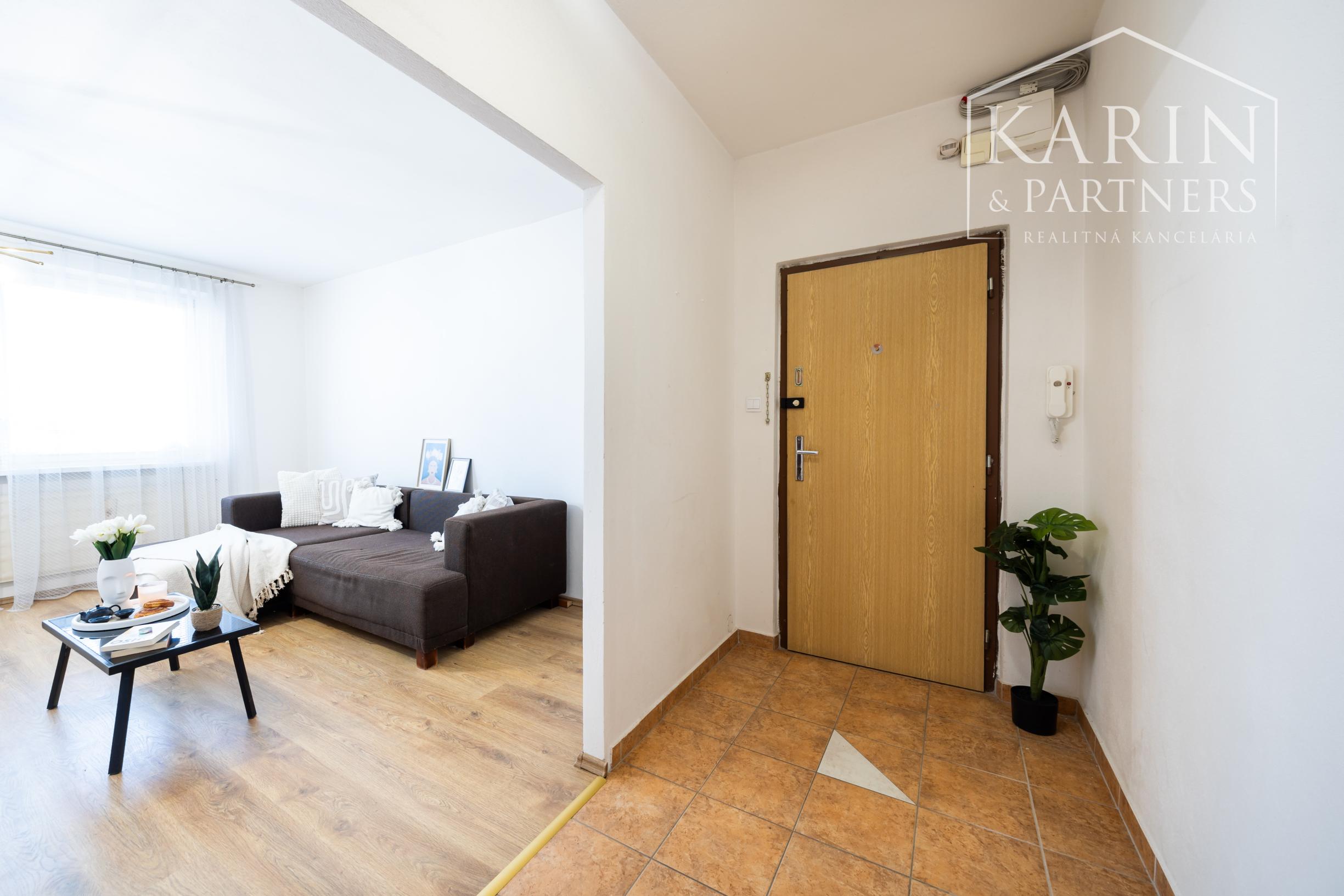 1-izbový byt s loggiou po rekonštrukcii – výborná lokalita