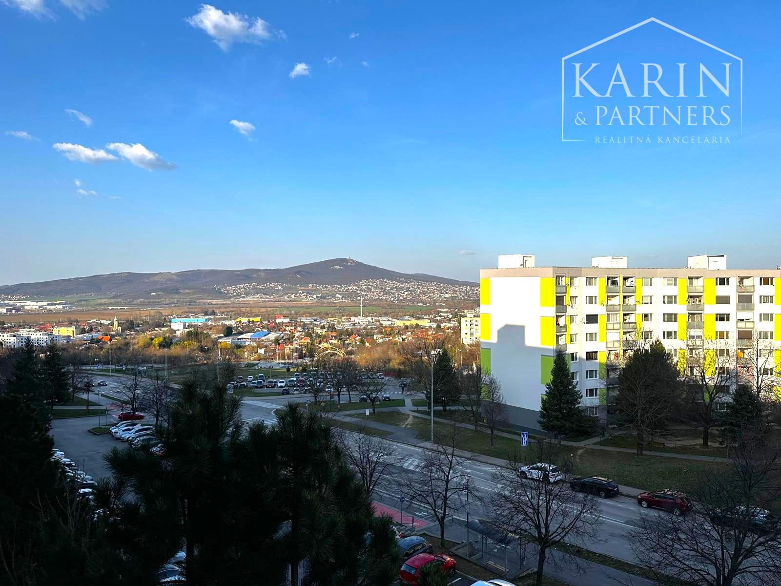 1-izbový byt s loggiou po rekonštrukcii – výborná lokalita