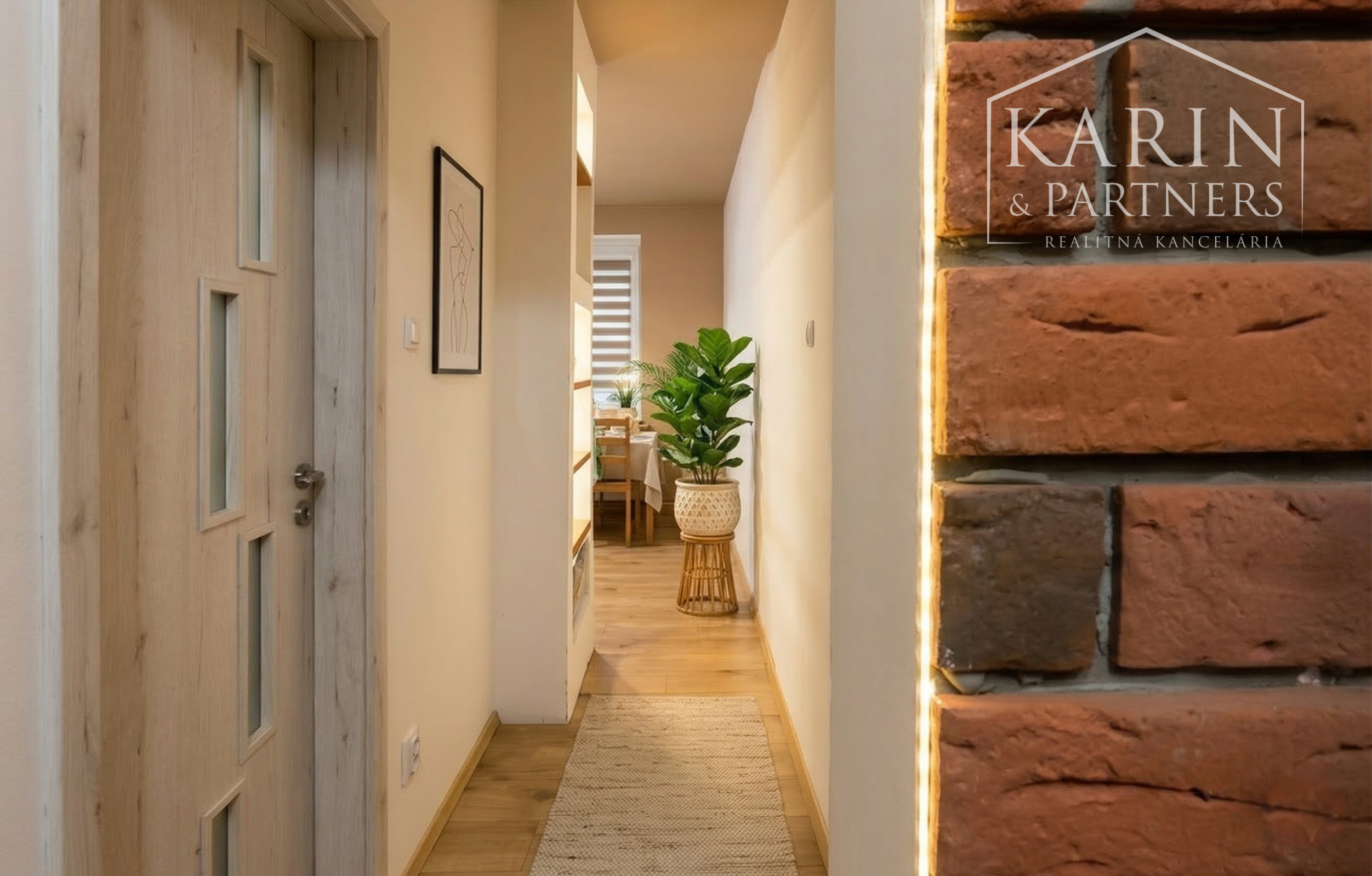 PRENÁJOM: Veľký 2,5i byt s loggiou, sídlisko JUH, kompl.REKO