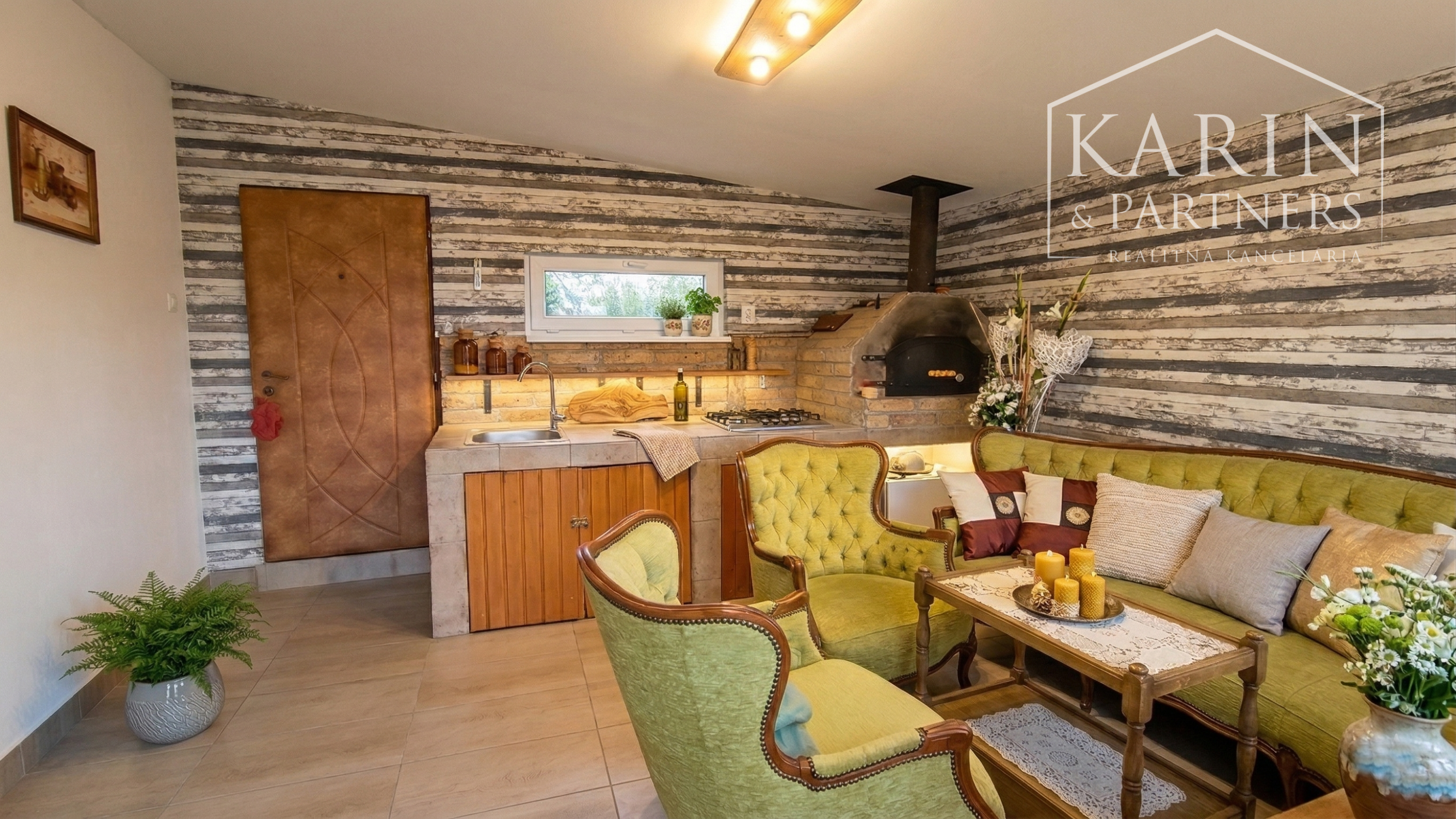 ŠTÝLOVÁ KOMPLETNE ZREKONŠTRUOVANÁ CHATA S BAZÉNOM A ZÁHRADOU – IDEÁLNA NA ODDYCH AJ CELOROČNÉ BÝVANIE - NOVÉ ZÁMKY