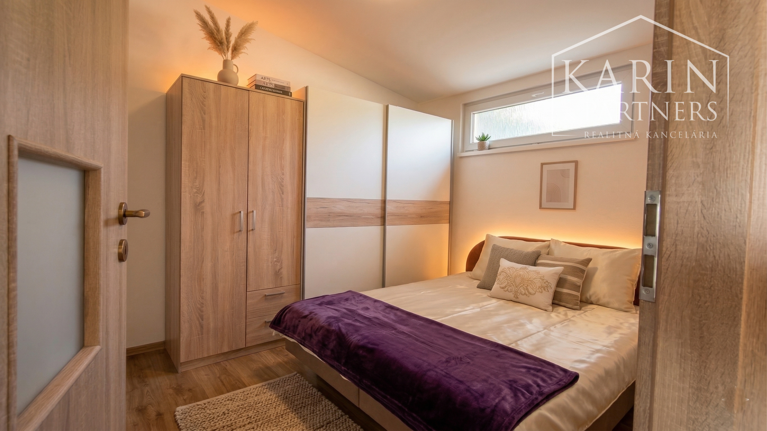 ŠTÝLOVÁ KOMPLETNE ZREKONŠTRUOVANÁ CHATA S BAZÉNOM A ZÁHRADOU – IDEÁLNA NA ODDYCH AJ CELOROČNÉ BÝVANIE - NOVÉ ZÁMKY