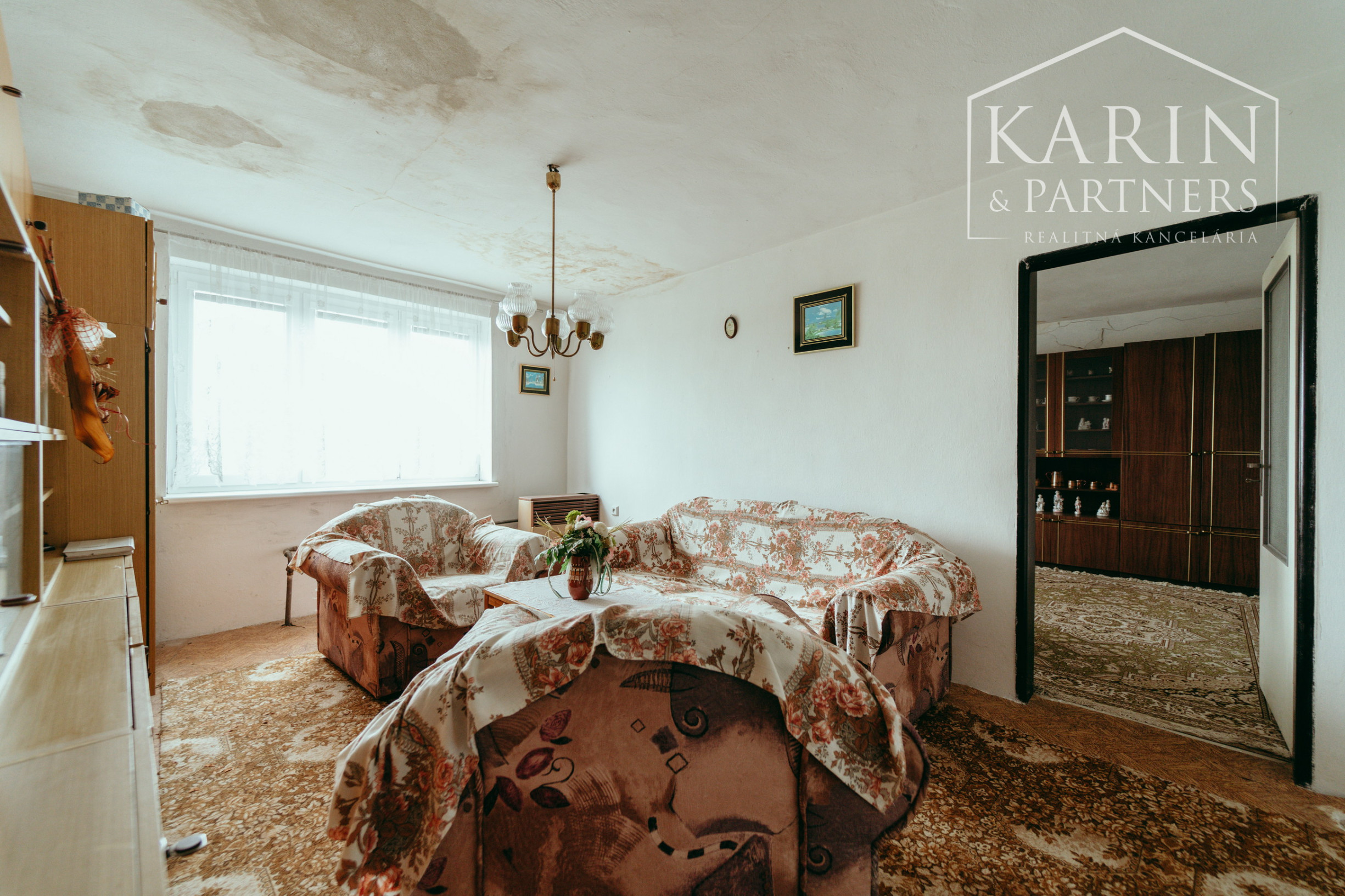 10 izbový rodinný dom v okrajovej časti obce Brodské