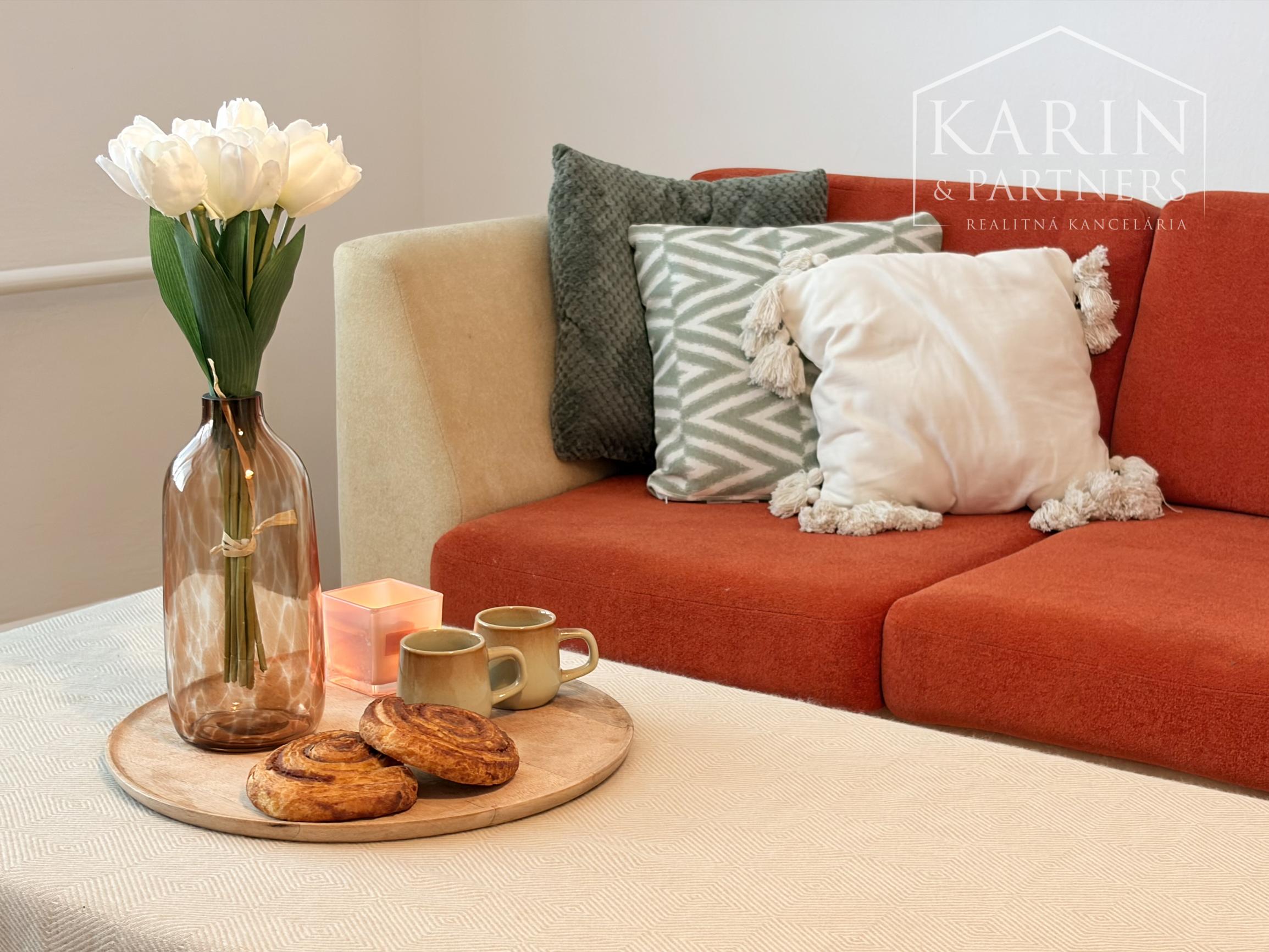 3-izb. RD Pastuchov (8 km od Hlohovca), 2 garáže, dieľňa+2 izby v podkroví