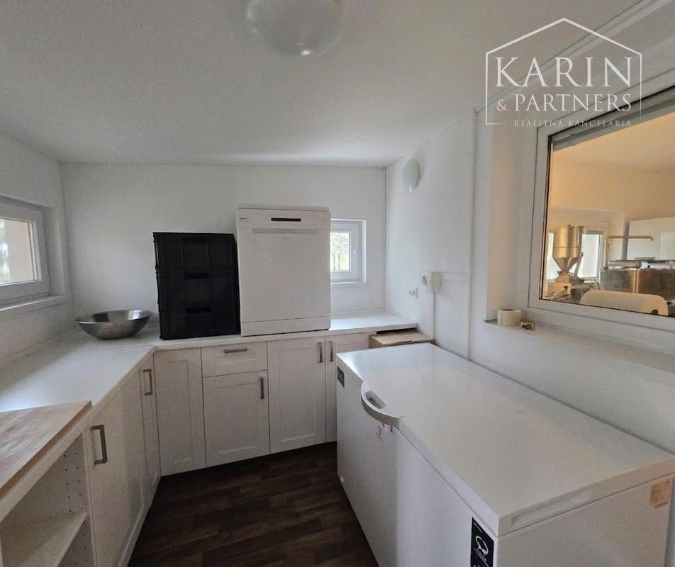 PRENÁJOM – GASTRO VÝROBŇA S VYBAVENÍM | ZÁHORSKÁ BYSTRICA – BA IV