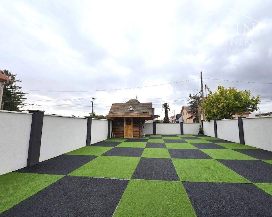 Predaj – Prízemný 4 izbový rodinný dom s obytným podkrovím – Bratislava II Ružinov mč. Trnávka.