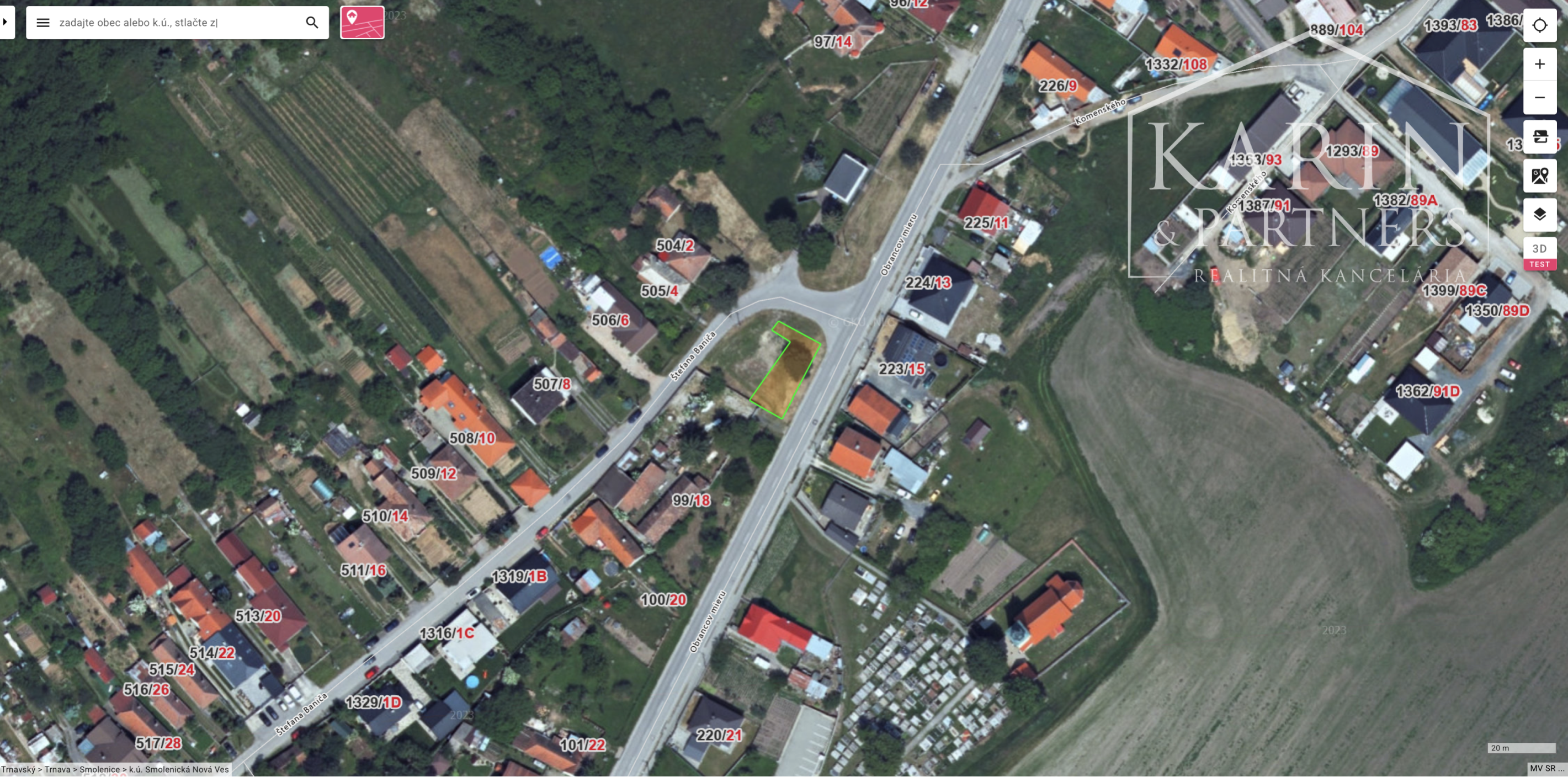 Komerčný pozemok v srdci Smoleníc – priamo na hlavnom ťahu