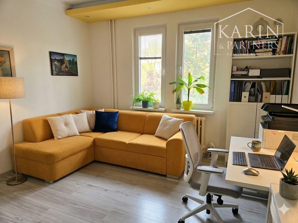 PREDAJ–Nadštandardný 3-izbový byt  s loggiou v  top lokalite Ružinova – Trávniky