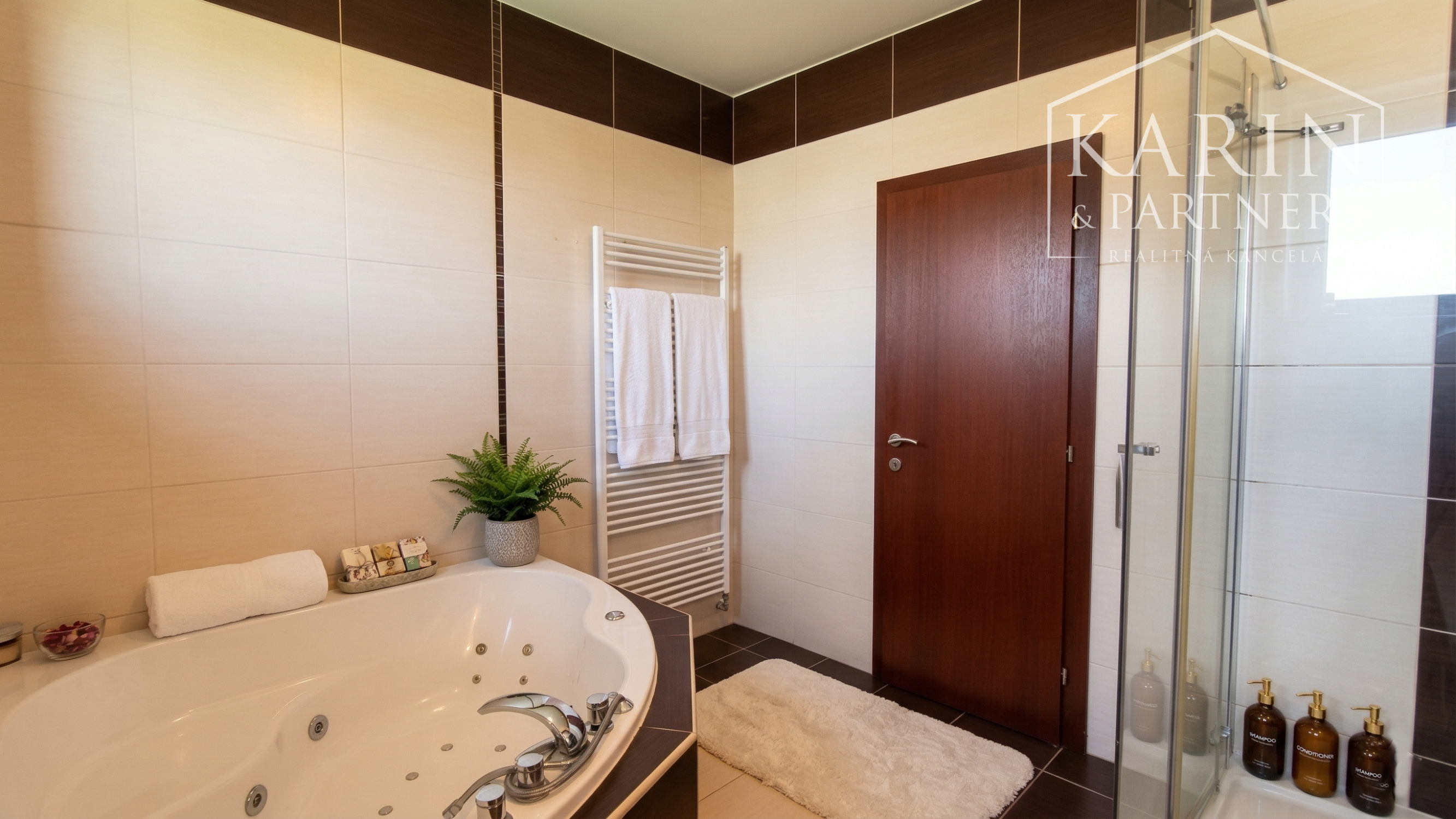 Luxusný štýlový rodinný dom v Andovciach