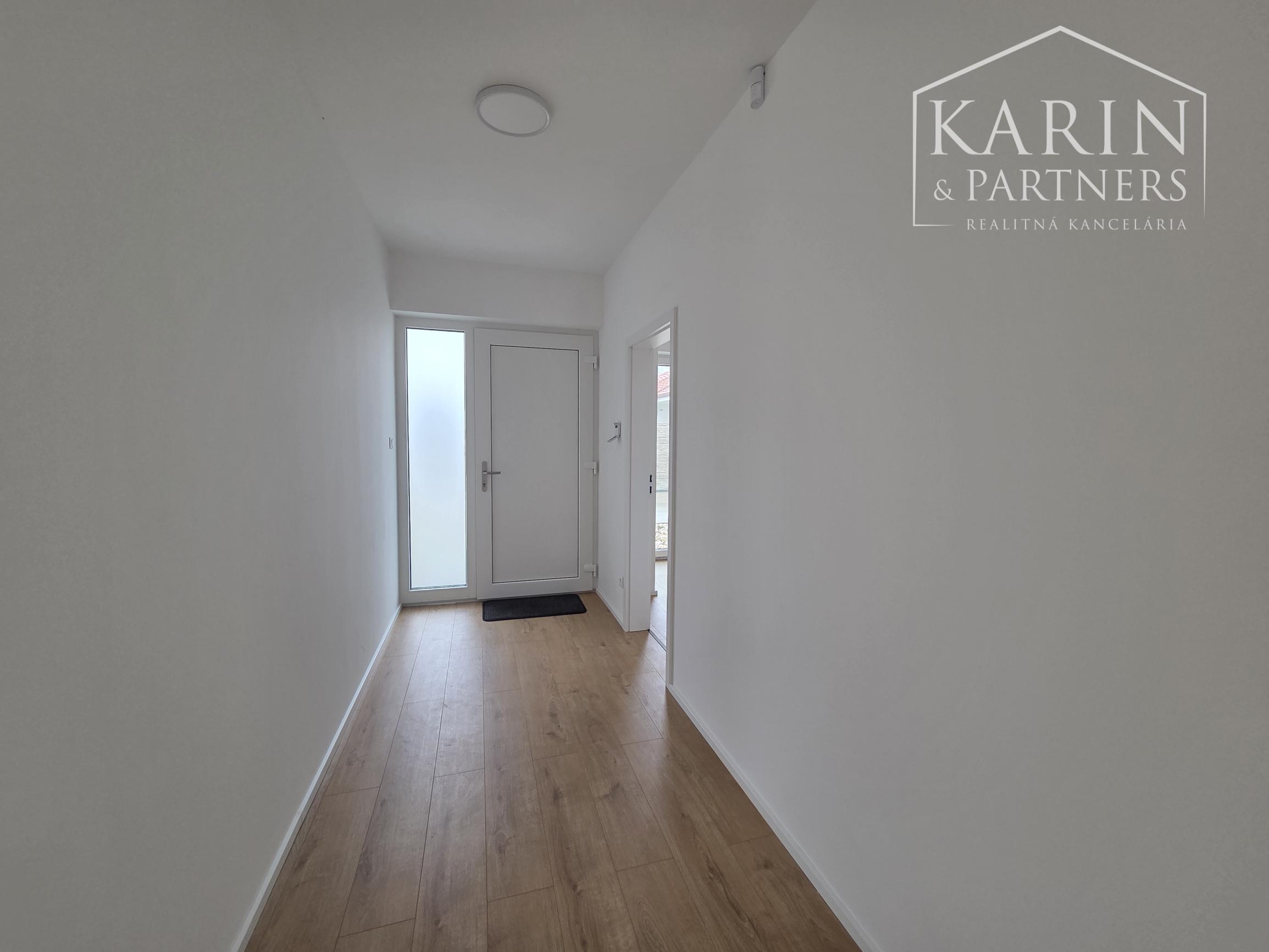 NOVOSTAVBA, moderný 4-izbový bungalov, Veľké Blahovo