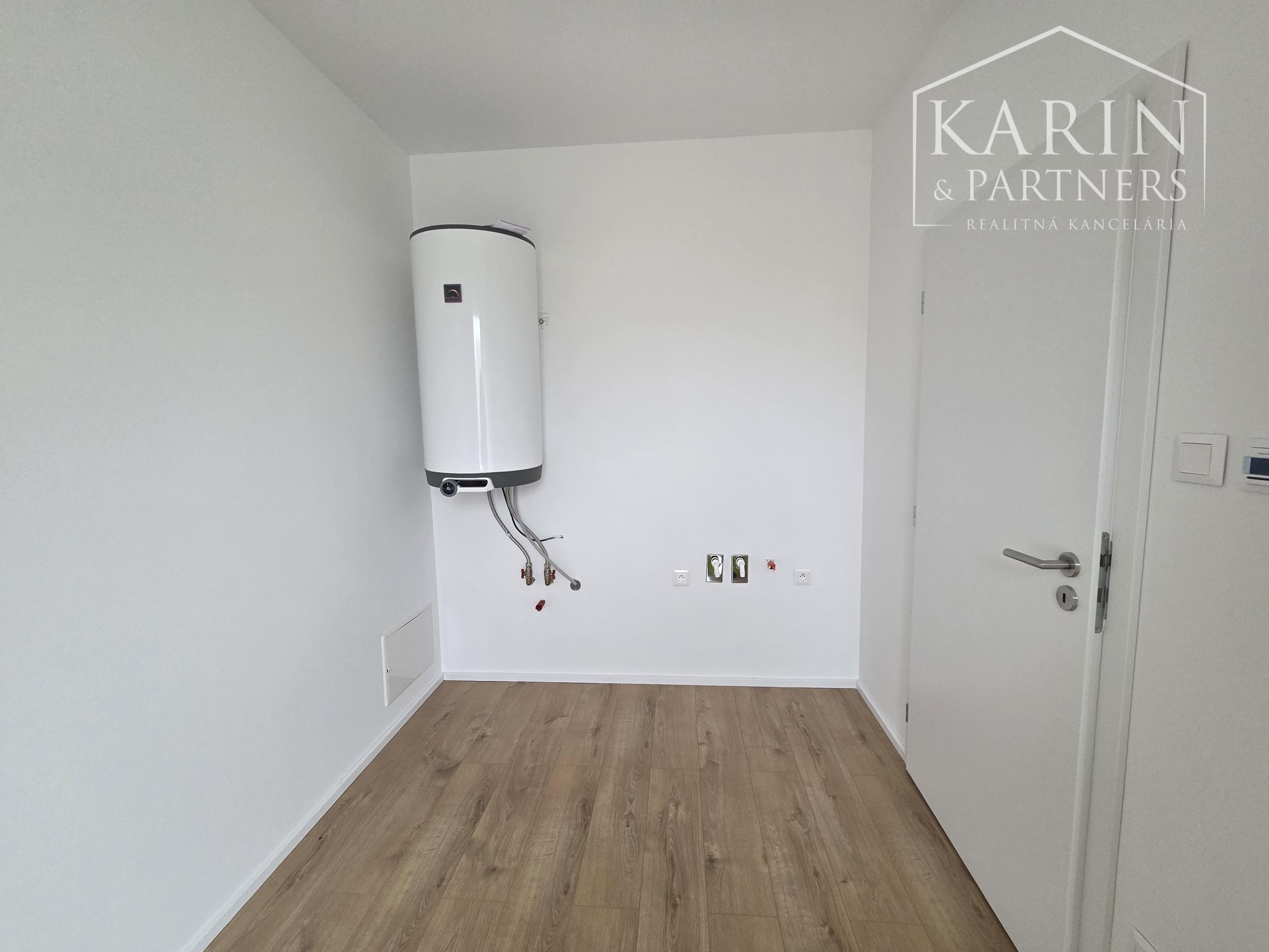 NOVOSTAVBA, moderný 4-izbový bungalov, Veľké Blahovo