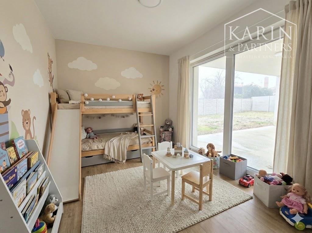 NOVOSTAVBA, moderný 4-izbový bungalov, Veľké Blahovo