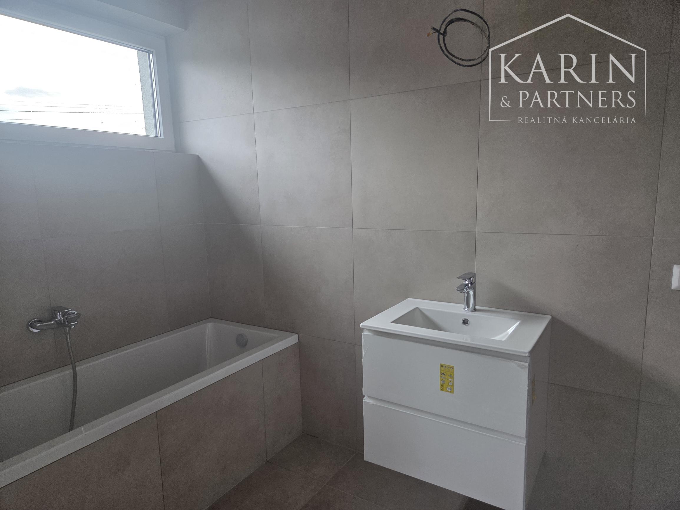 NOVOSTAVBA, moderný 4-izbový bungalov, Veľké Blahovo