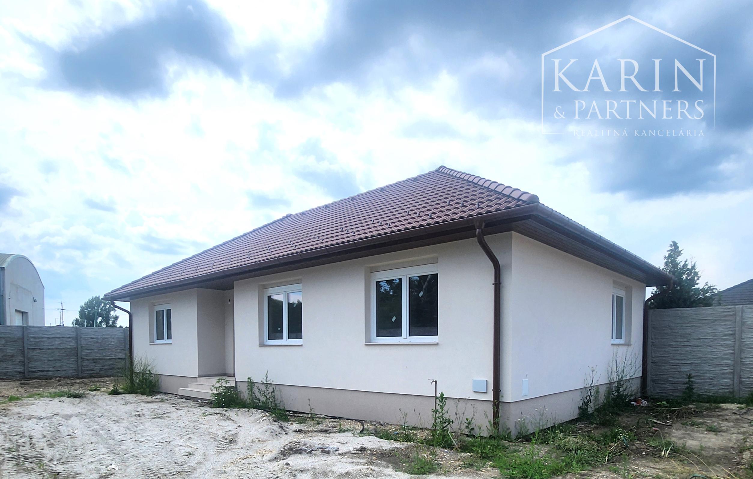 Predaj - Rodinné  domy,  3 a 4 izbové, nízko-energetické novostavby ,,Typ Bungalov“ RAJKA - Maďarsko