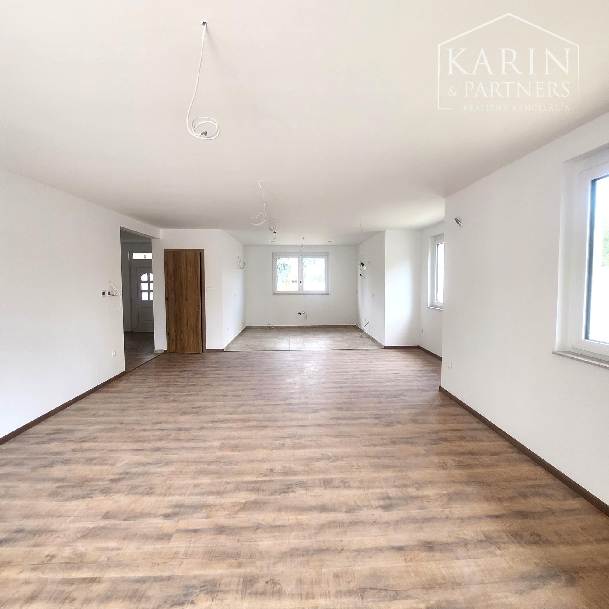 Predaj - Rodinné  domy,  3 a 4 izbové, nízko-energetické novostavby ,,Typ Bungalov“ RAJKA - Maďarsko