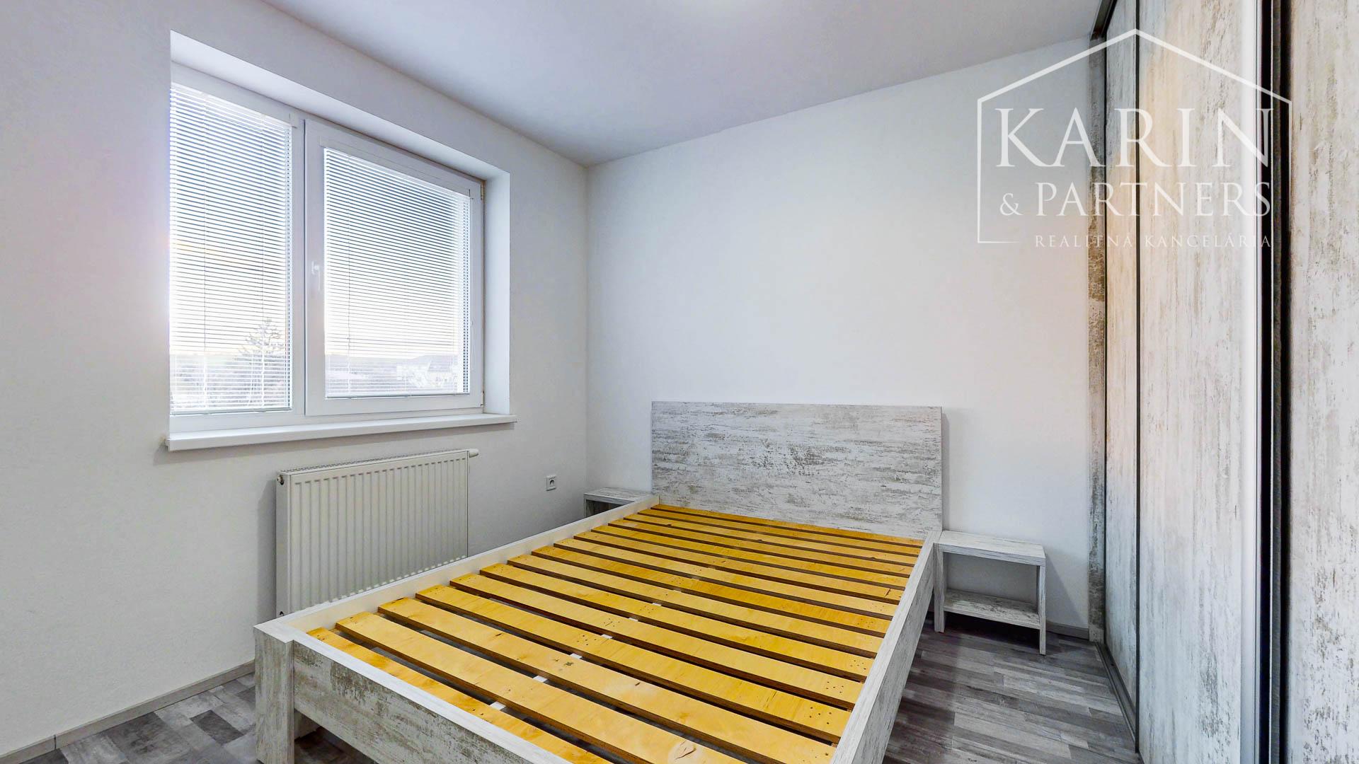 Štýlová novostavba v Kozárovciach – bývajte moderne s minimálnymi nákladmi!