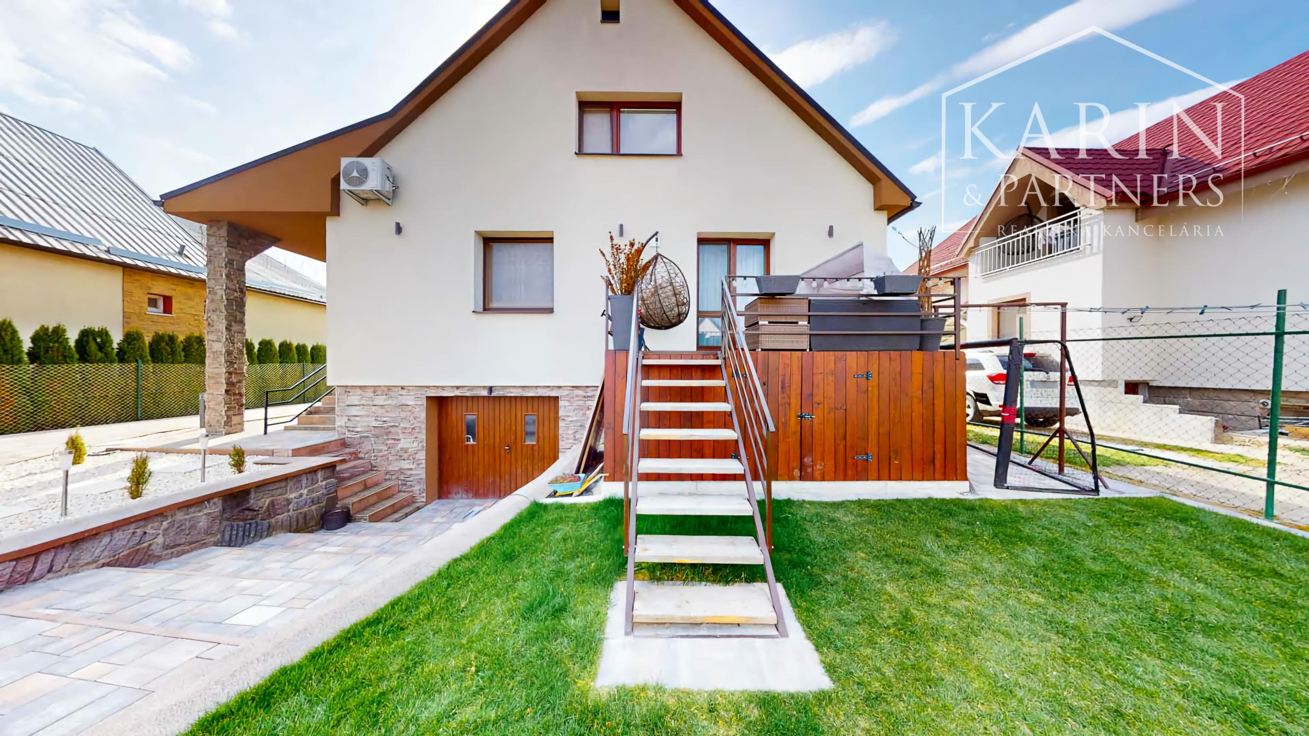 Váš súkromný wellness rezort v Krupine – Kompletne zrekonštruovaný nadštandardný rodinný dom s krytým bazénom a vlastným SPA