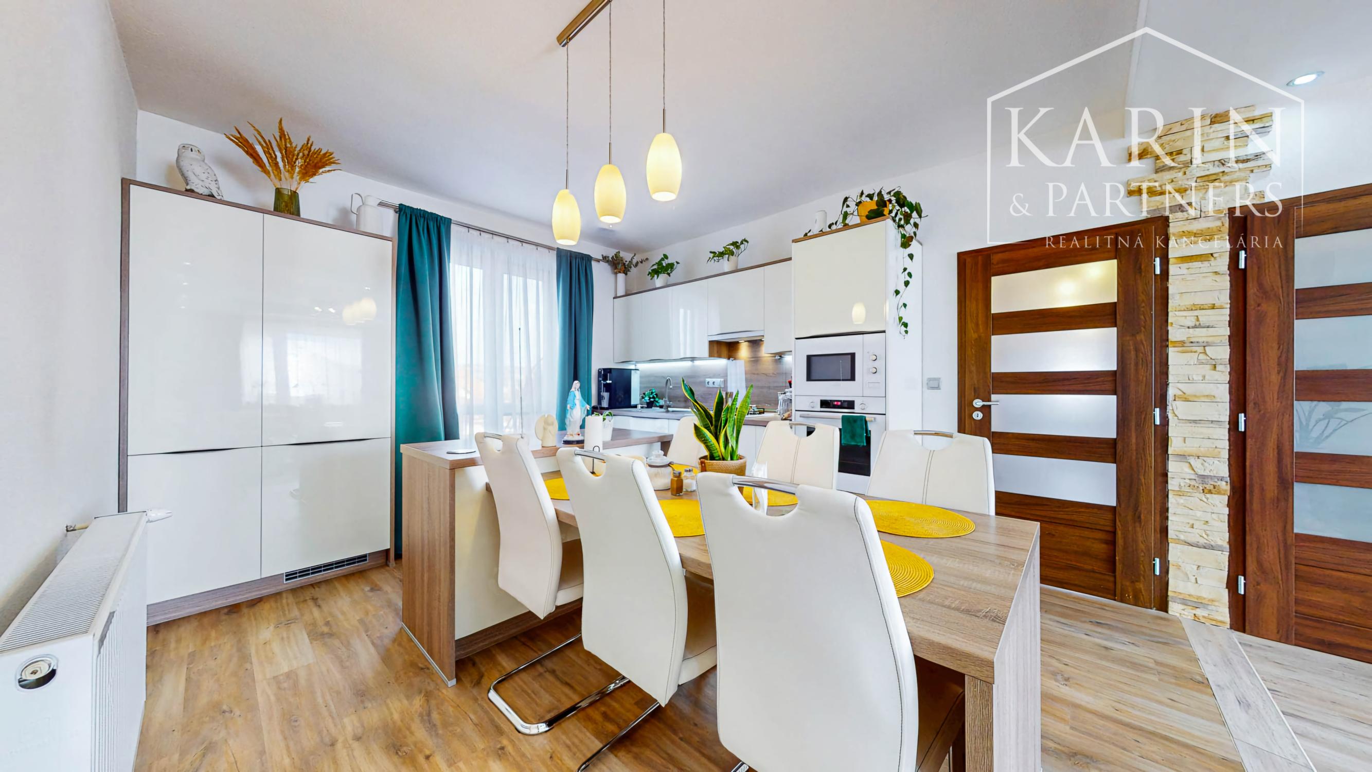 Váš súkromný wellness rezort v Krupine – Kompletne zrekonštruovaný nadštandardný rodinný dom s krytým bazénom a vlastným SPA