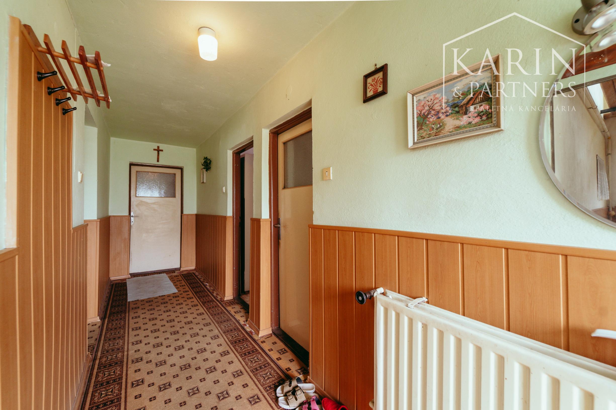 6i dvojgeneračný rodinný dom v obci Smolinské