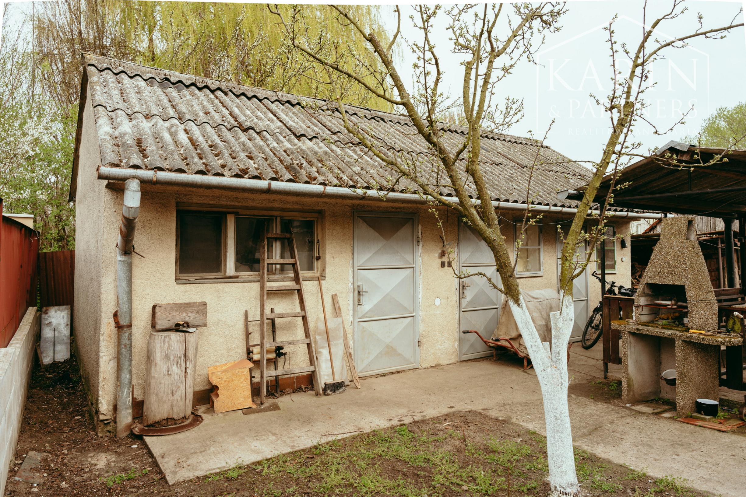 6i dvojgeneračný rodinný dom v obci Smolinské