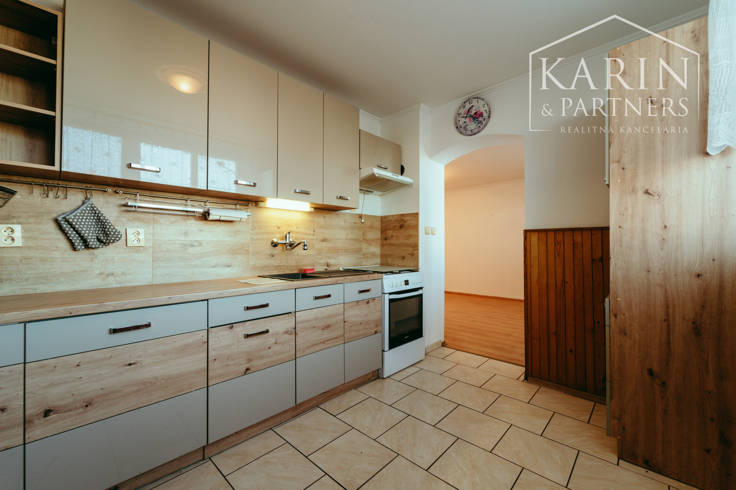 3i byt so záhradou a garážou v obci Brodské