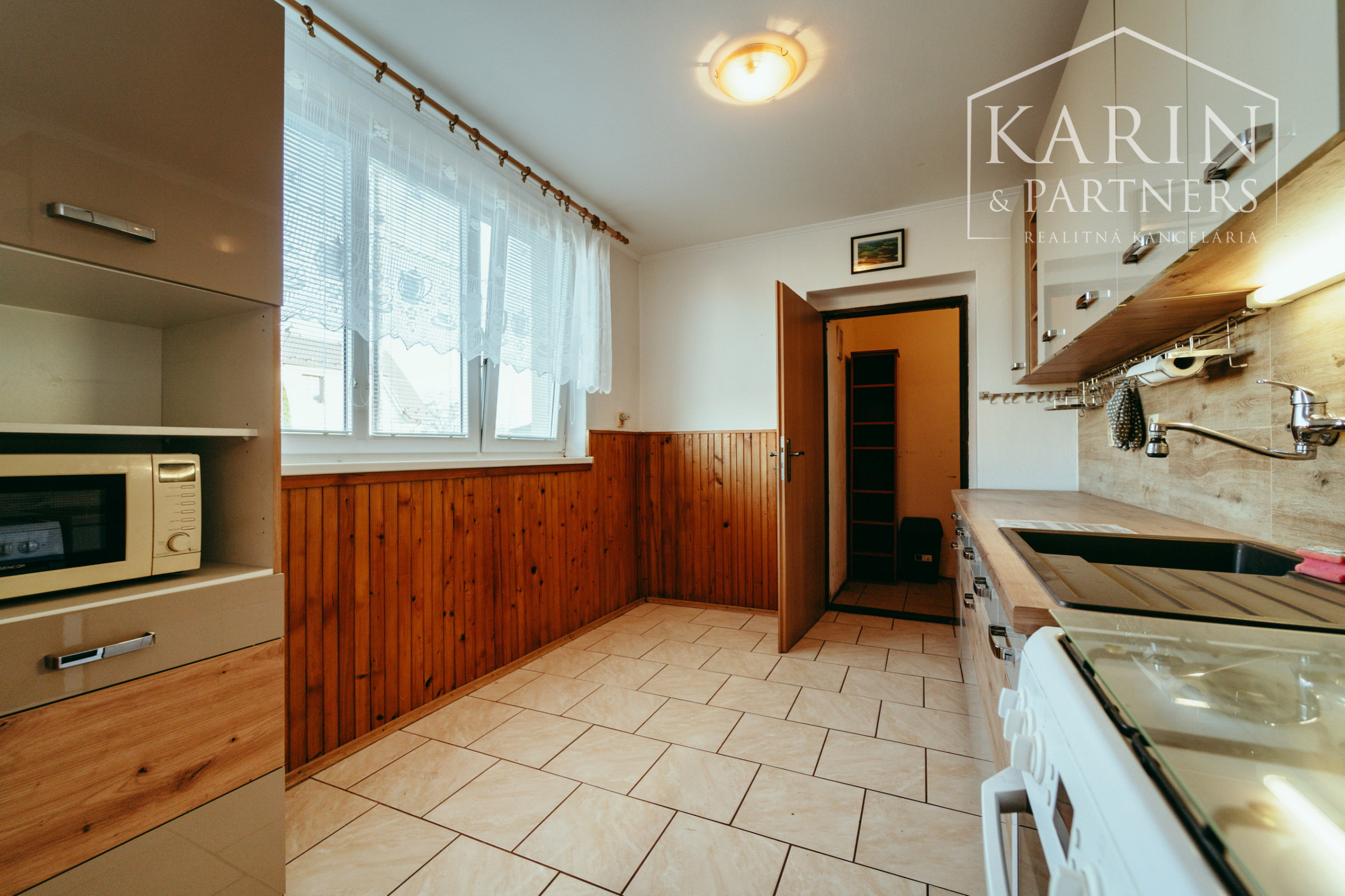 3i byt so záhradou a garážou v obci Brodské