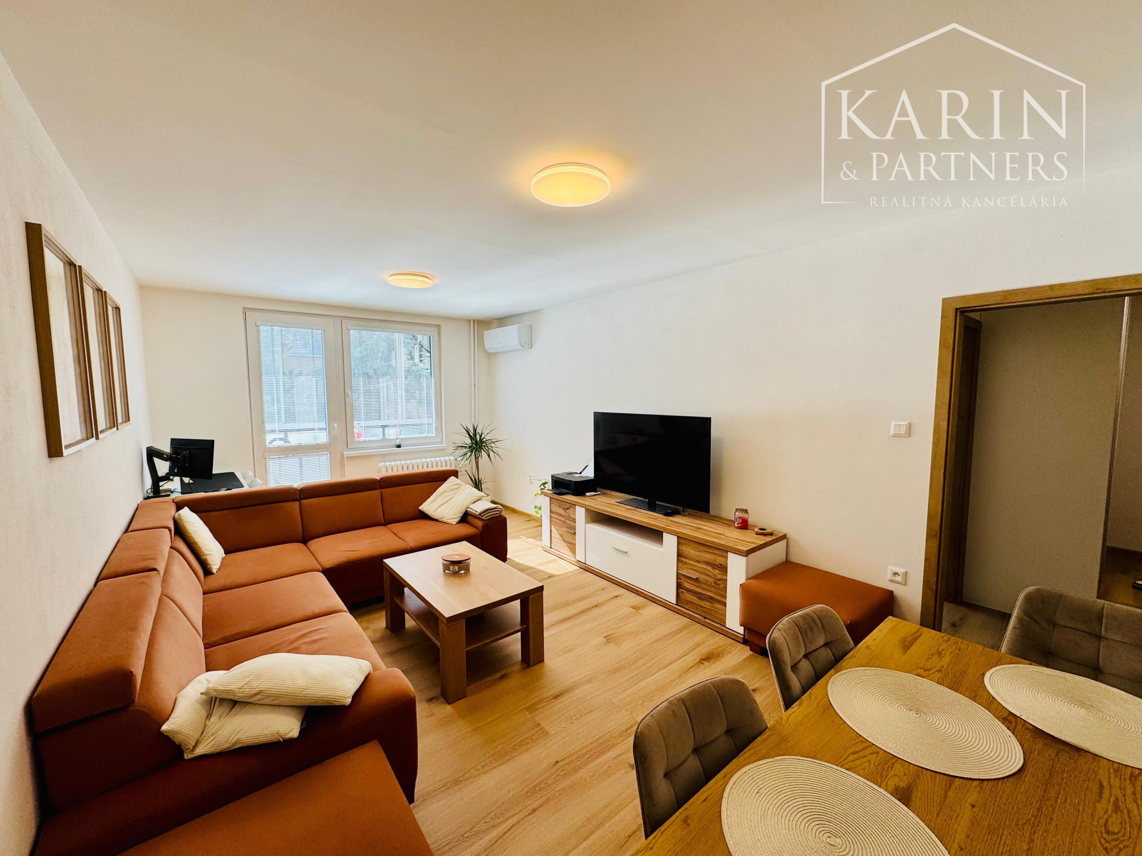 KOMPLETNE ZREKONŠTRUOVANÝ 2i BYT - SKALICA