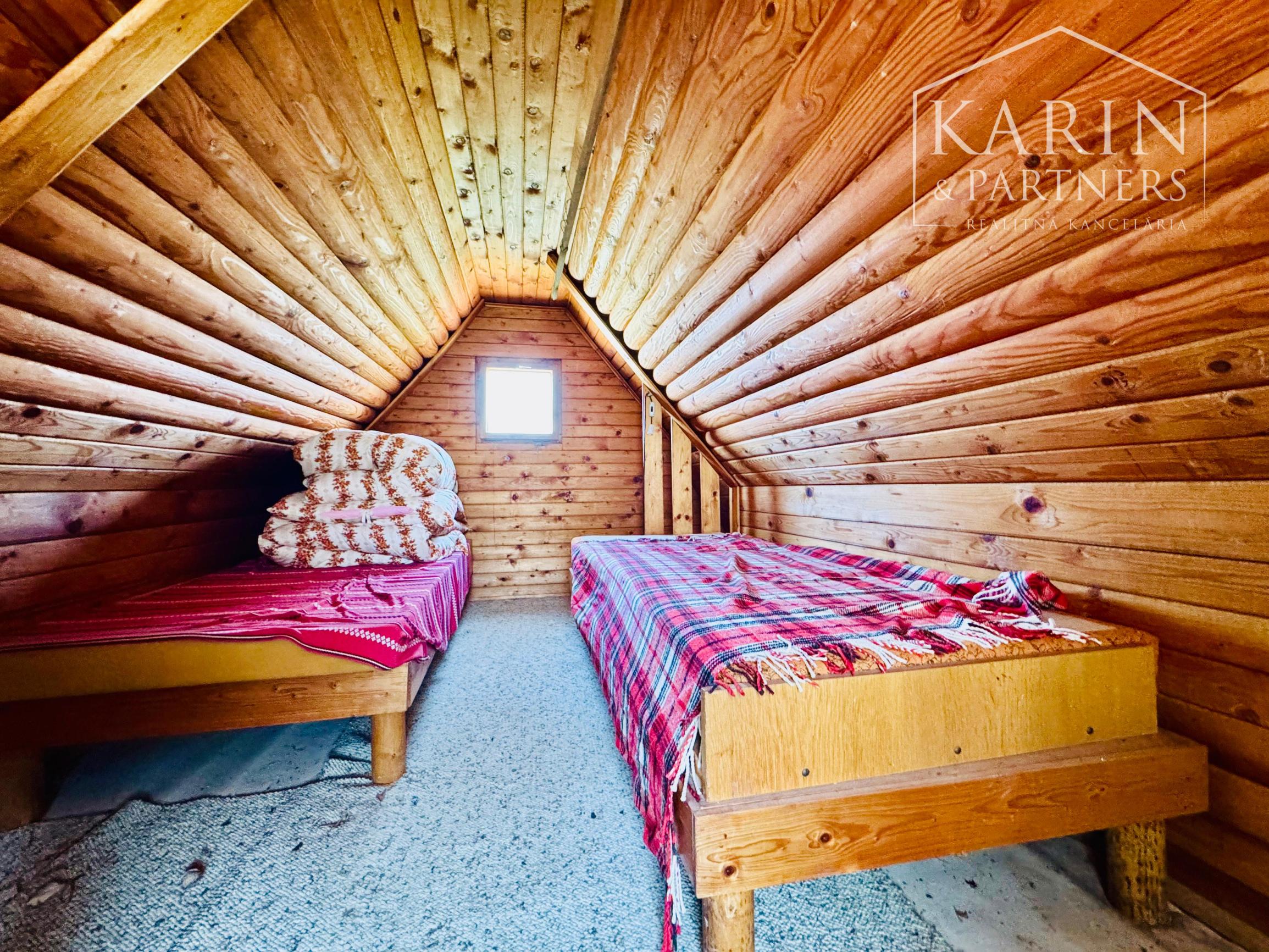 PREDAJ: CHATA S POZEMKOM 911 M² – SKALICA