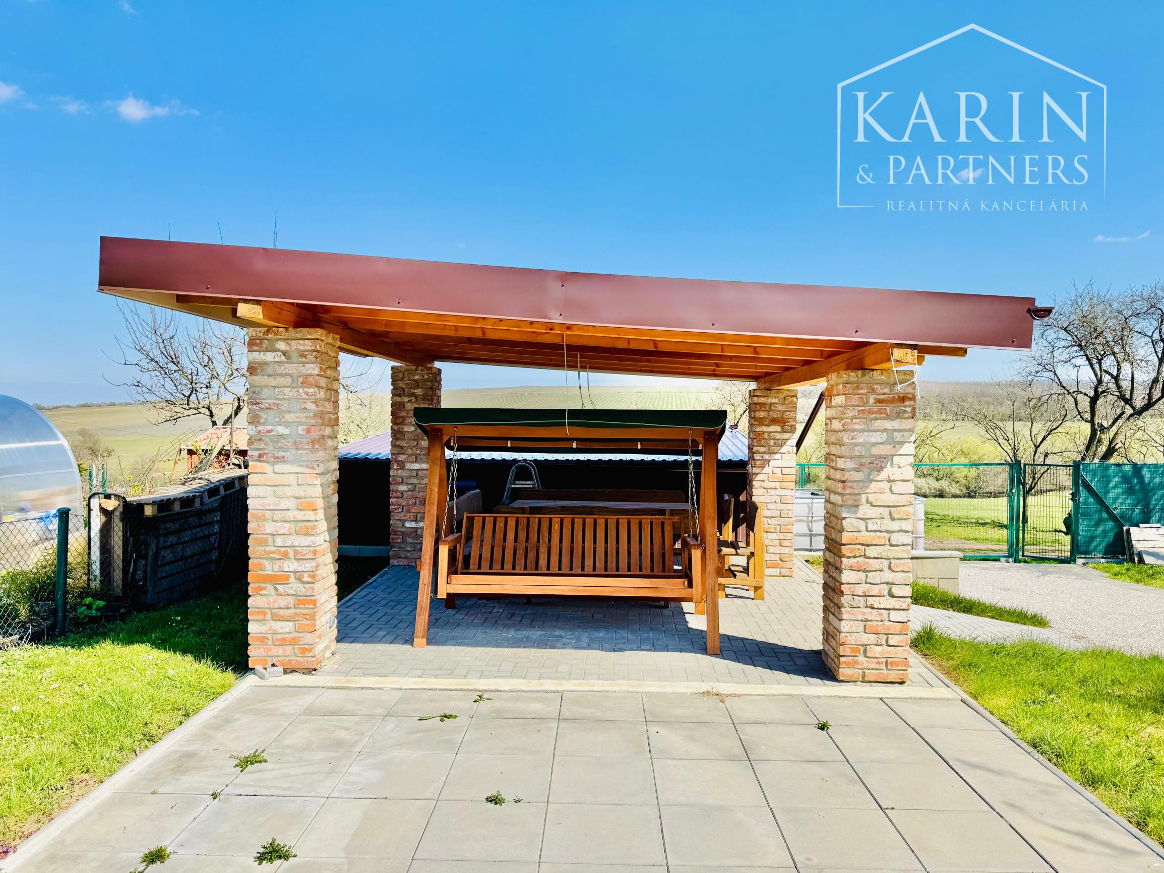 PREDAJ: CHATA S POZEMKOM 911 M² – SKALICA