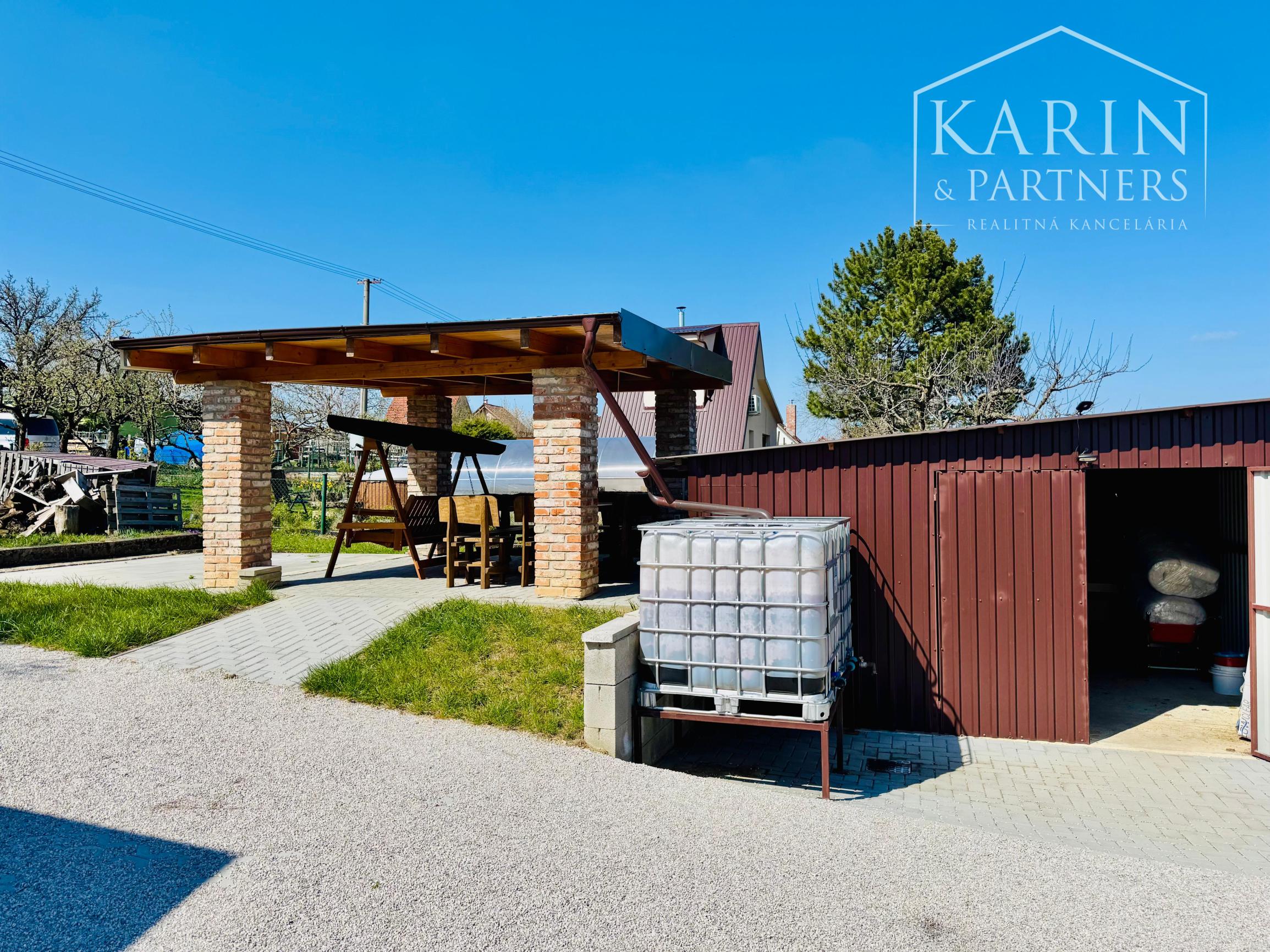 PREDAJ: CHATA S POZEMKOM 911 M² – SKALICA