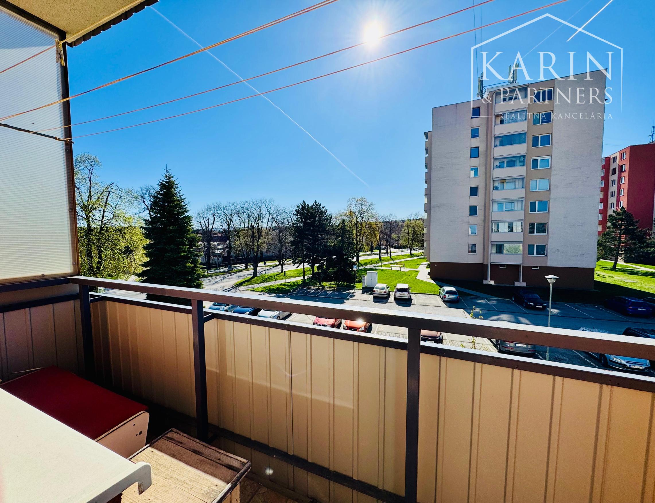 PREDAJ: ZARIADENÁ GARSÓNKA V SKALICI