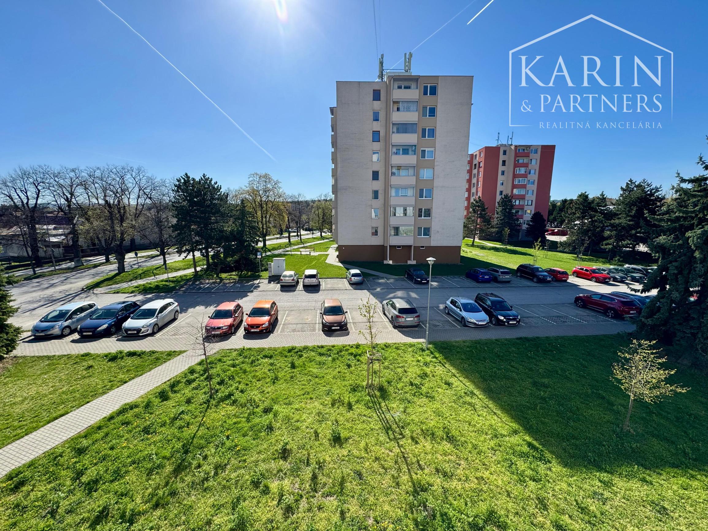 PREDAJ: ZARIADENÁ GARSÓNKA V SKALICI