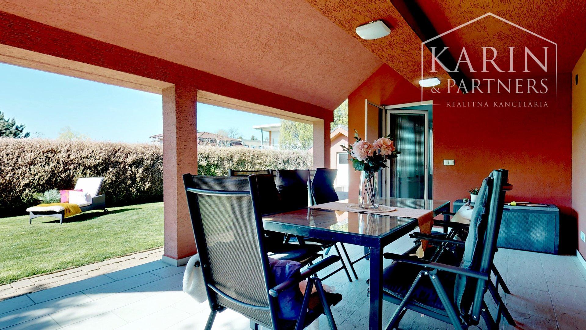 PRIESTRANNÝ 5I RODINNÝ DOM S DVOJGARÁŽOU A KRÁSNOU ZÁHRADOU