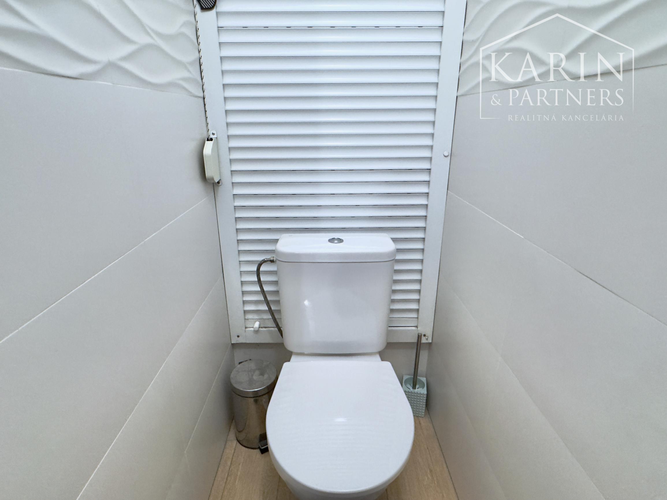 Exkluzívny, slnečný 3-izbový byt s dvomi lodžiami a výhľadom na zeleň, Pod Hájkom - Skalica