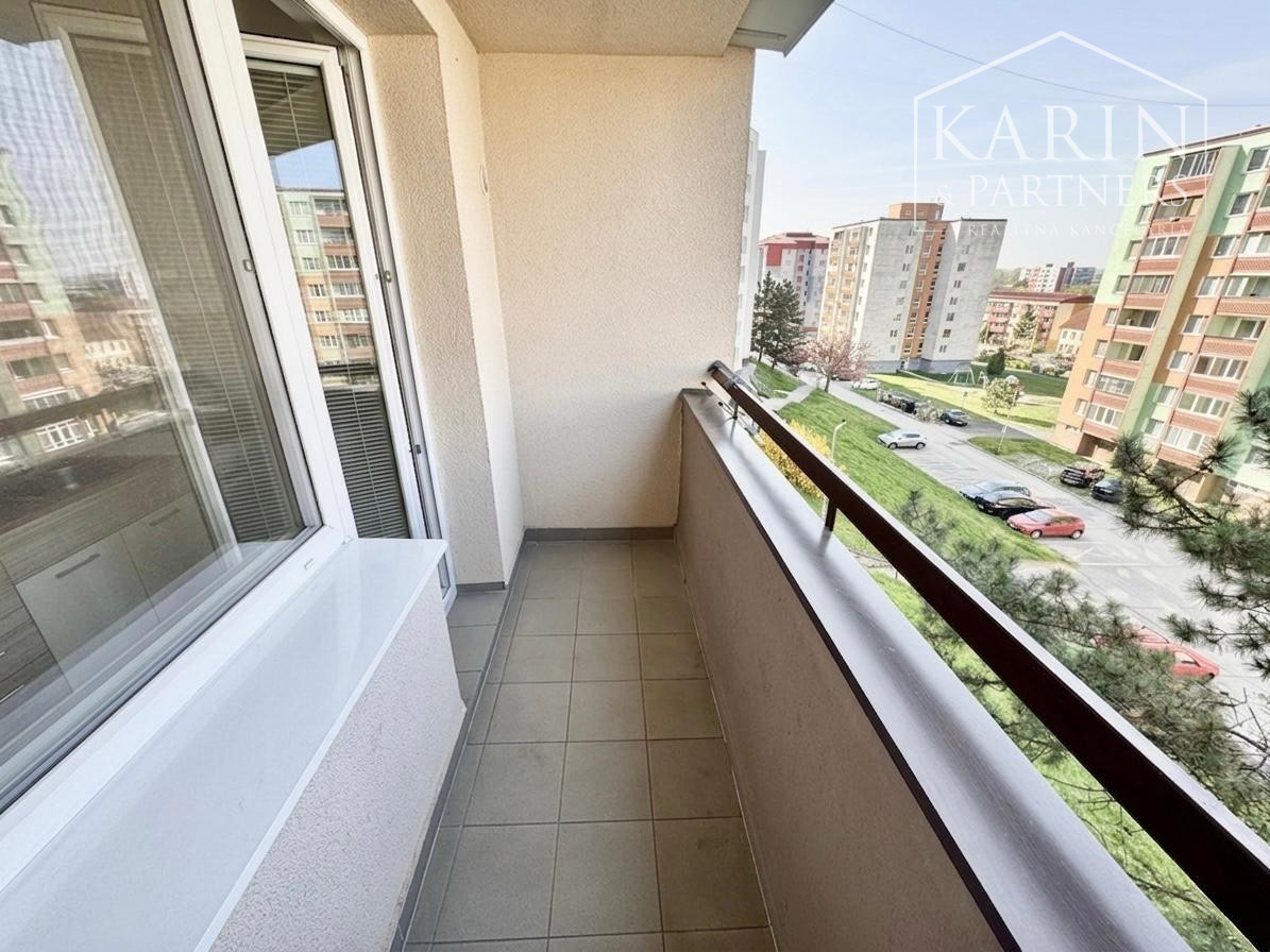 2i ZARIADENÝ BYT NA PRENÁJOM, SNP, HOLÍČ