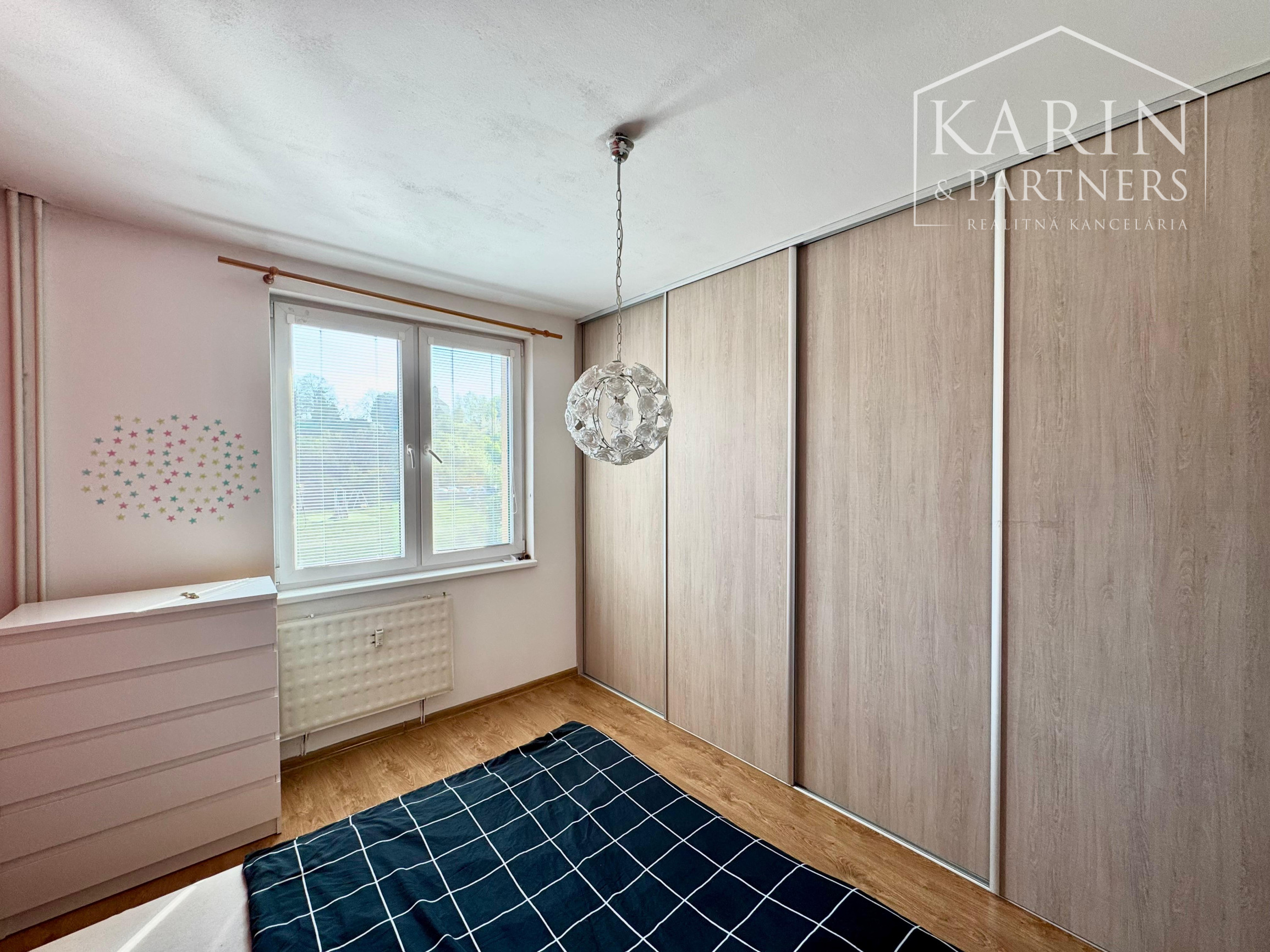 2i ZARIADENÝ BYT NA PRENÁJOM, SNP, HOLÍČ