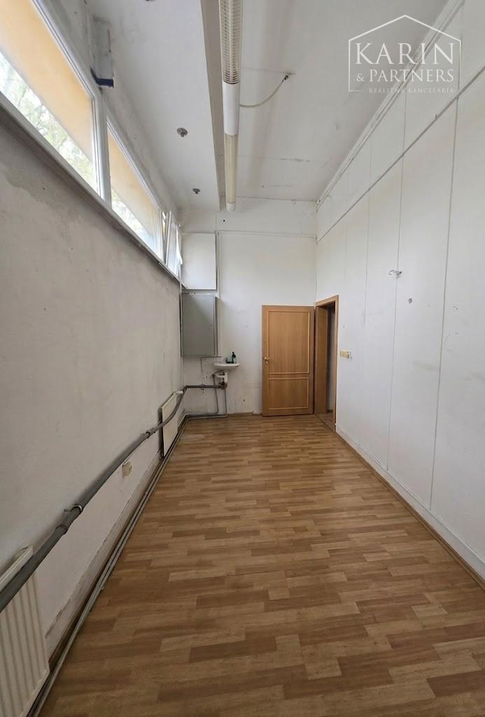 Prenájom - Obchodný priestor 75 m2 - Petržalka Bratislava V