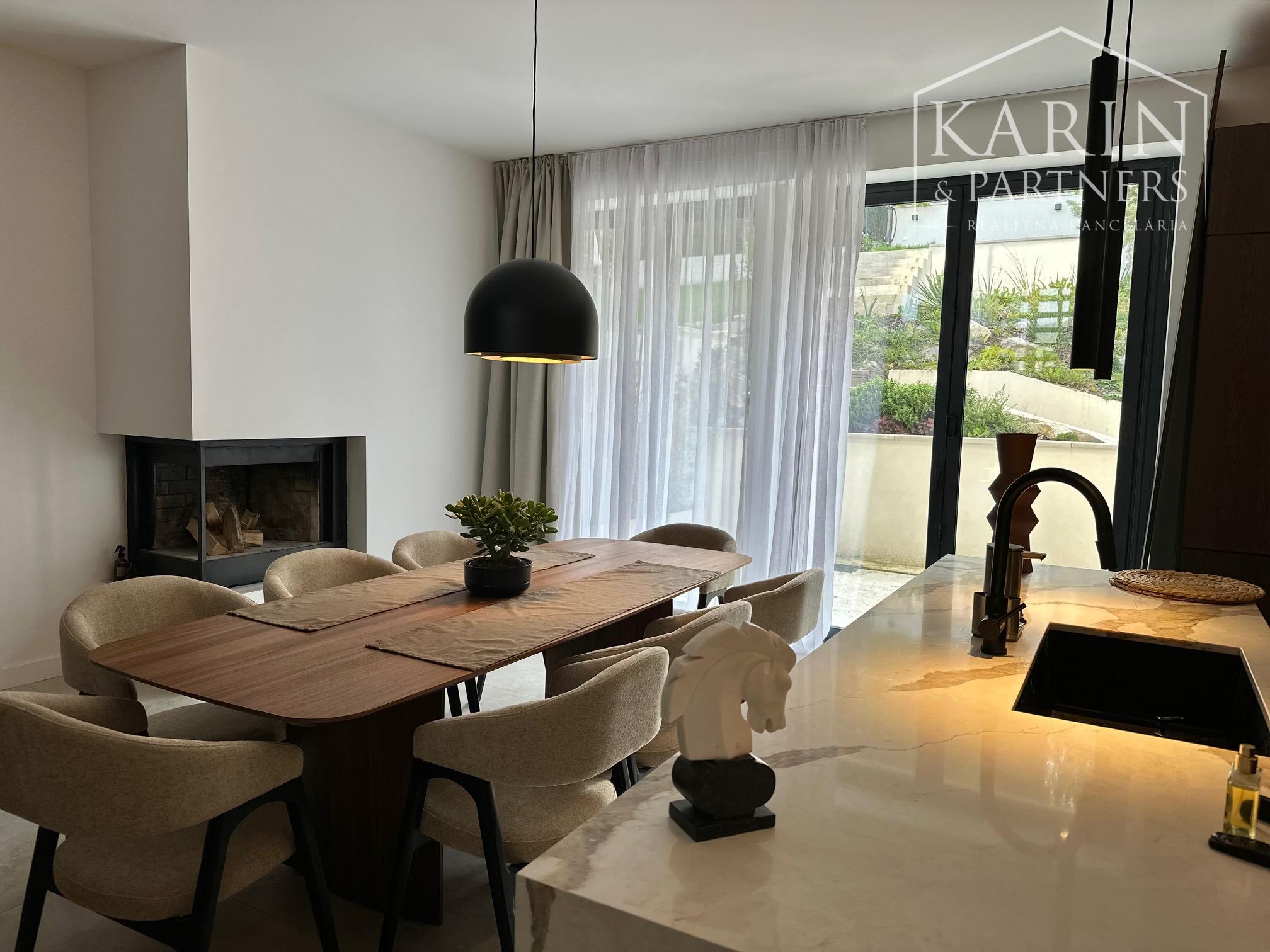 Vila s bazénom pri Horskom parku na prenájom