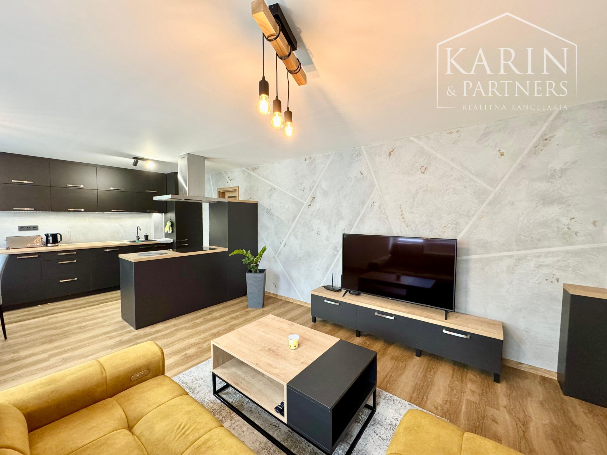 2i ZARIADENÝ BYT NA PRENÁJOM, HURBANOVA, SKALICA