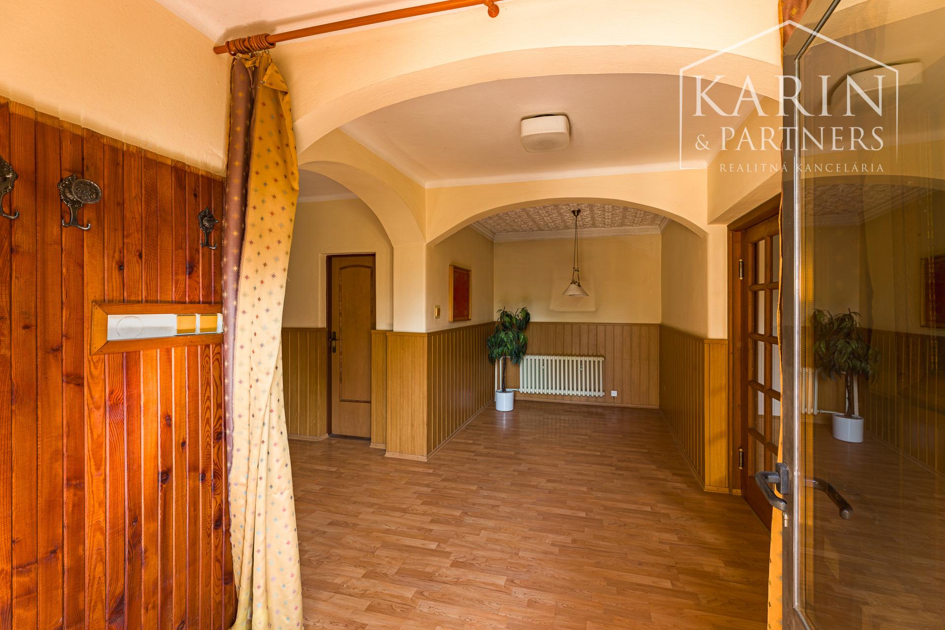 Výnimočný rodinný dom v tichej lokalite – Komárno, Nová Stráž