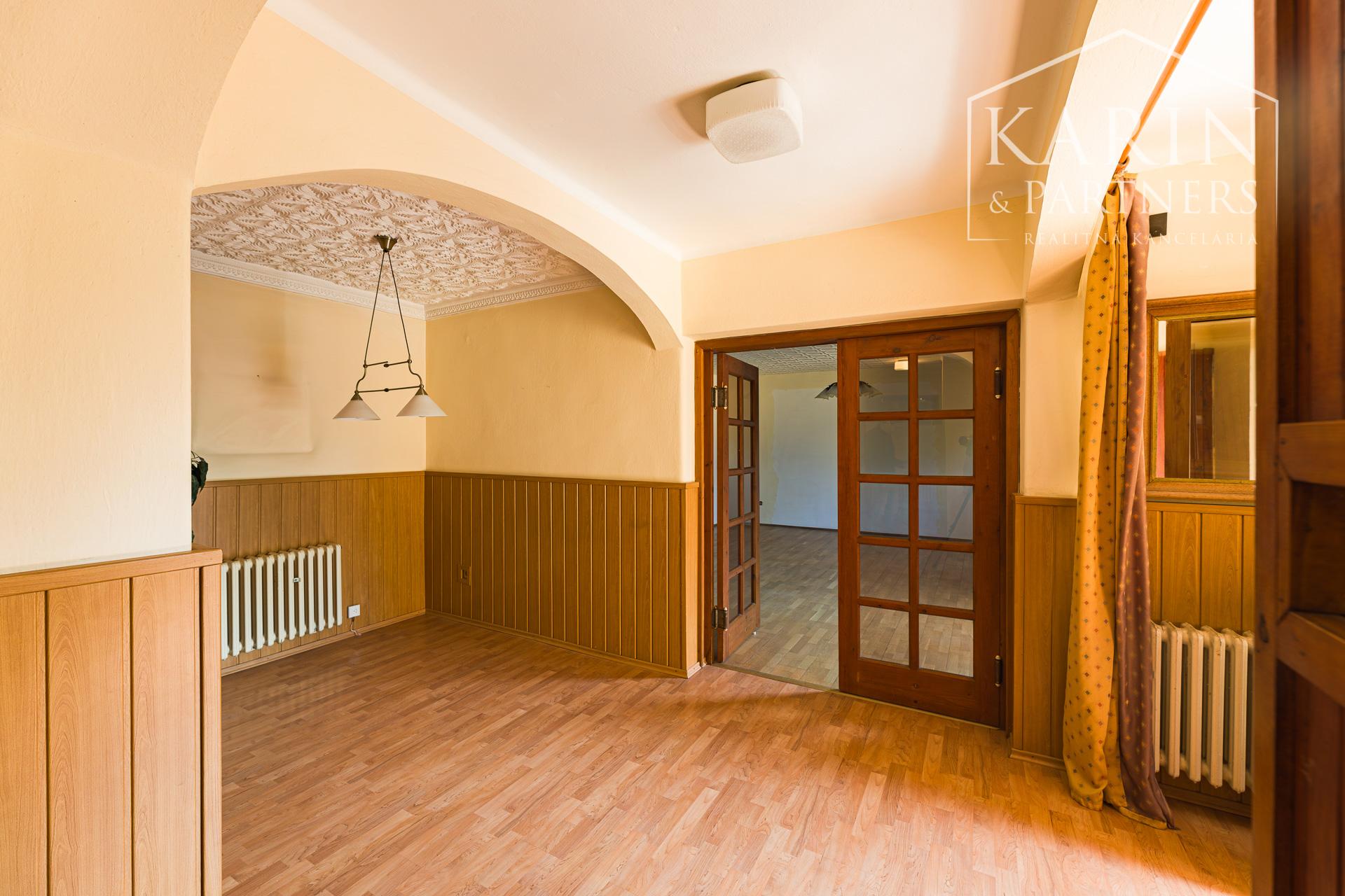 Výnimočný rodinný dom v tichej lokalite – Komárno, Nová Stráž