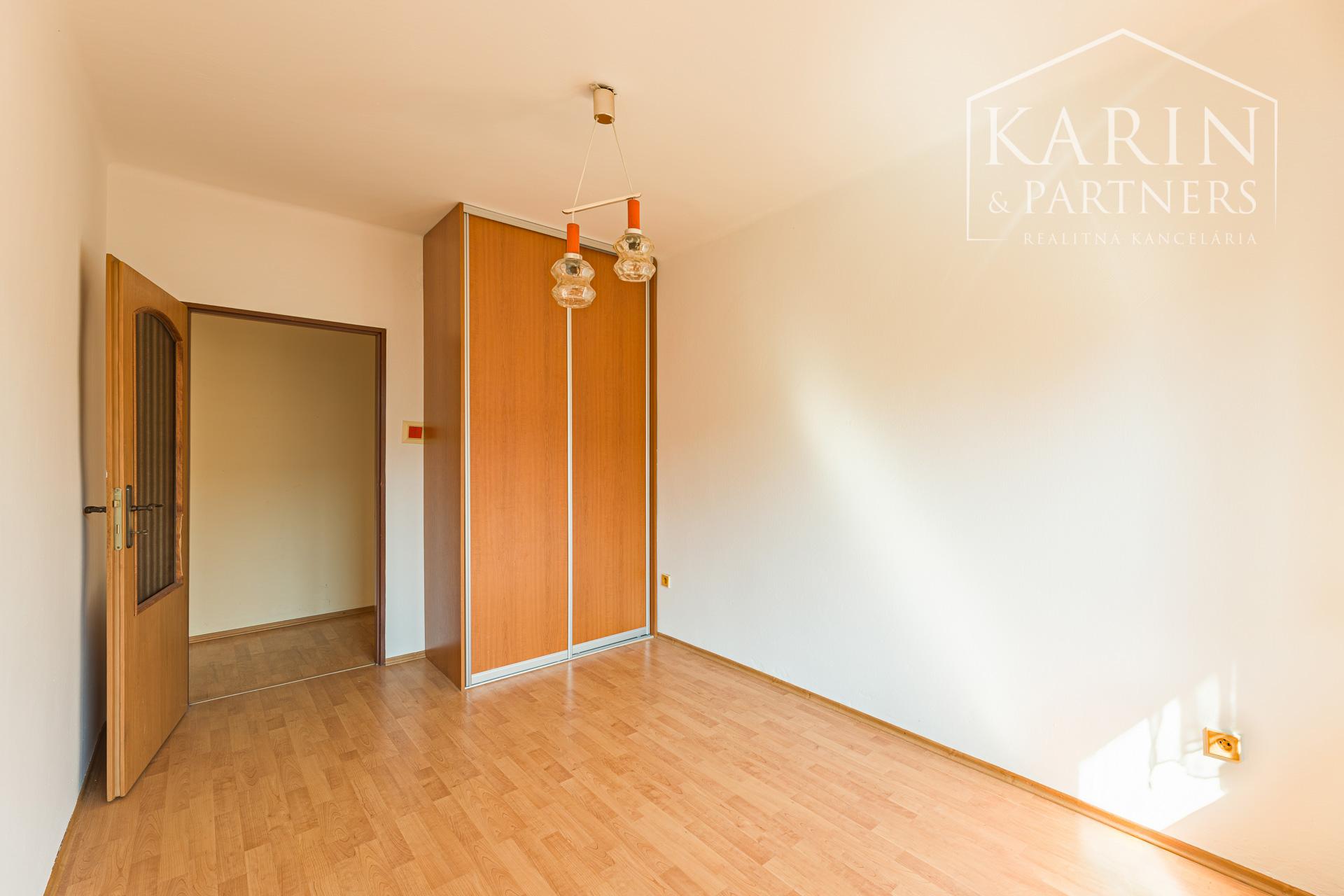 Výnimočný rodinný dom v tichej lokalite – Komárno, Nová Stráž