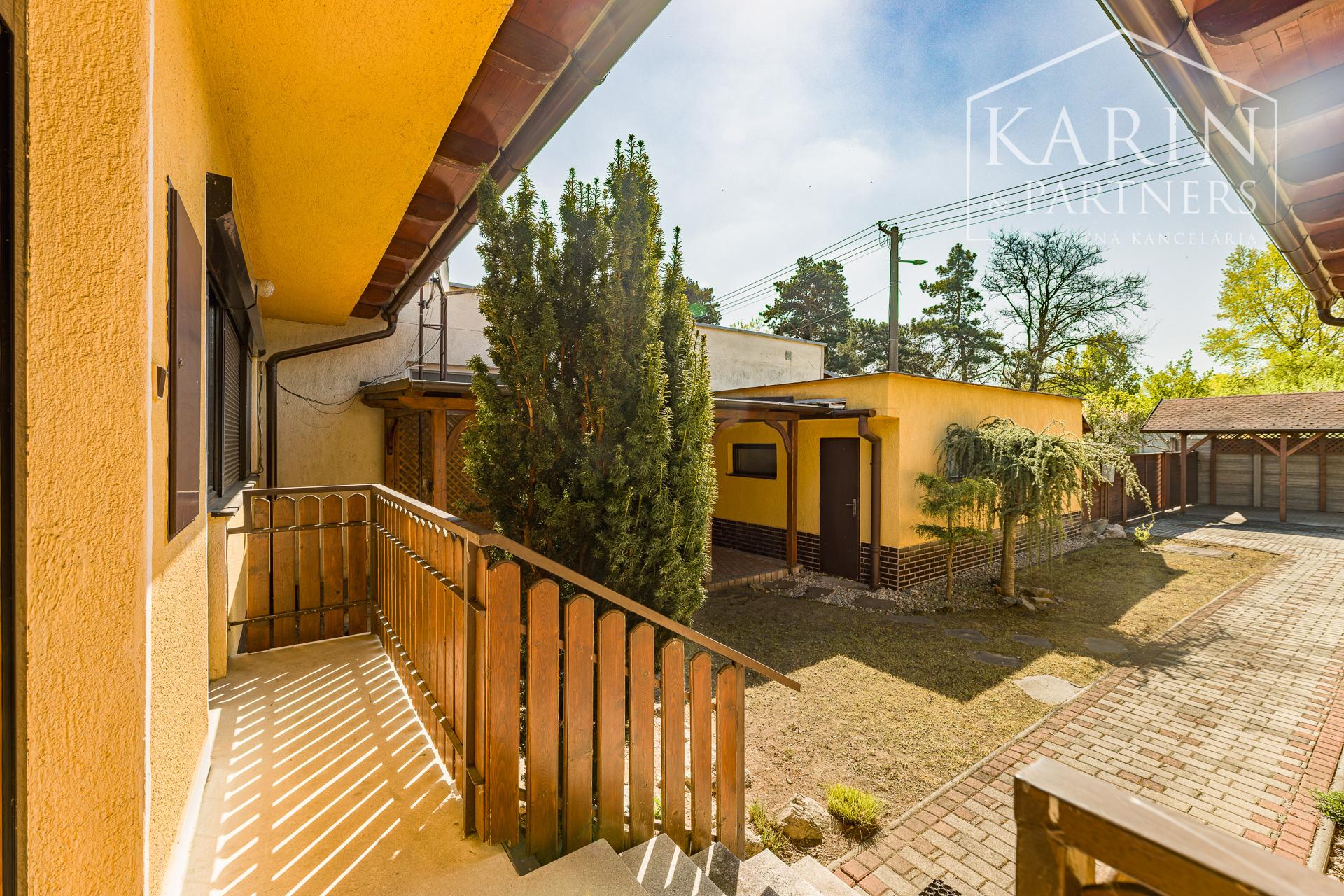 Výnimočný rodinný dom v tichej lokalite – Komárno, Nová Stráž