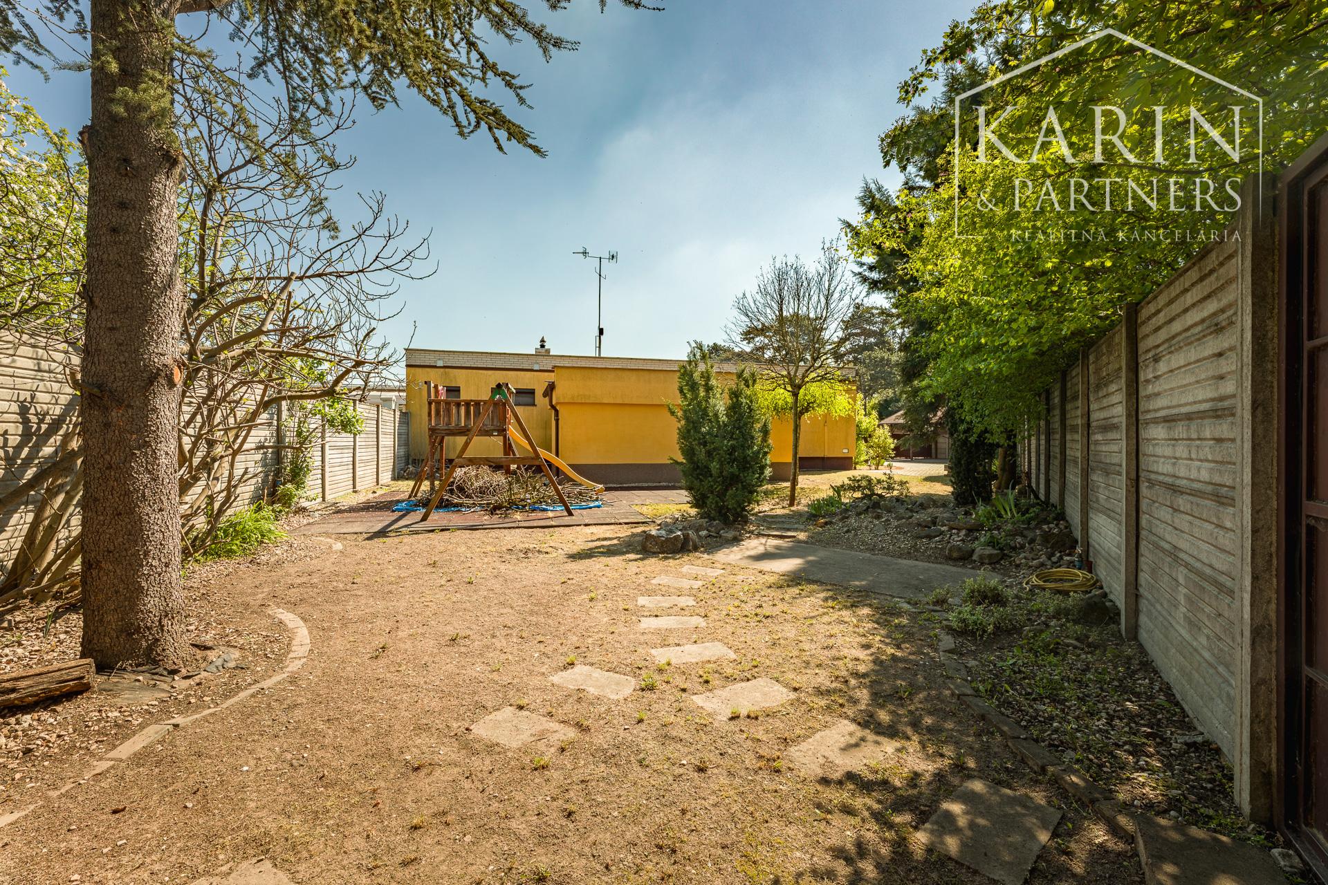 Výnimočný rodinný dom v tichej lokalite – Komárno, Nová Stráž