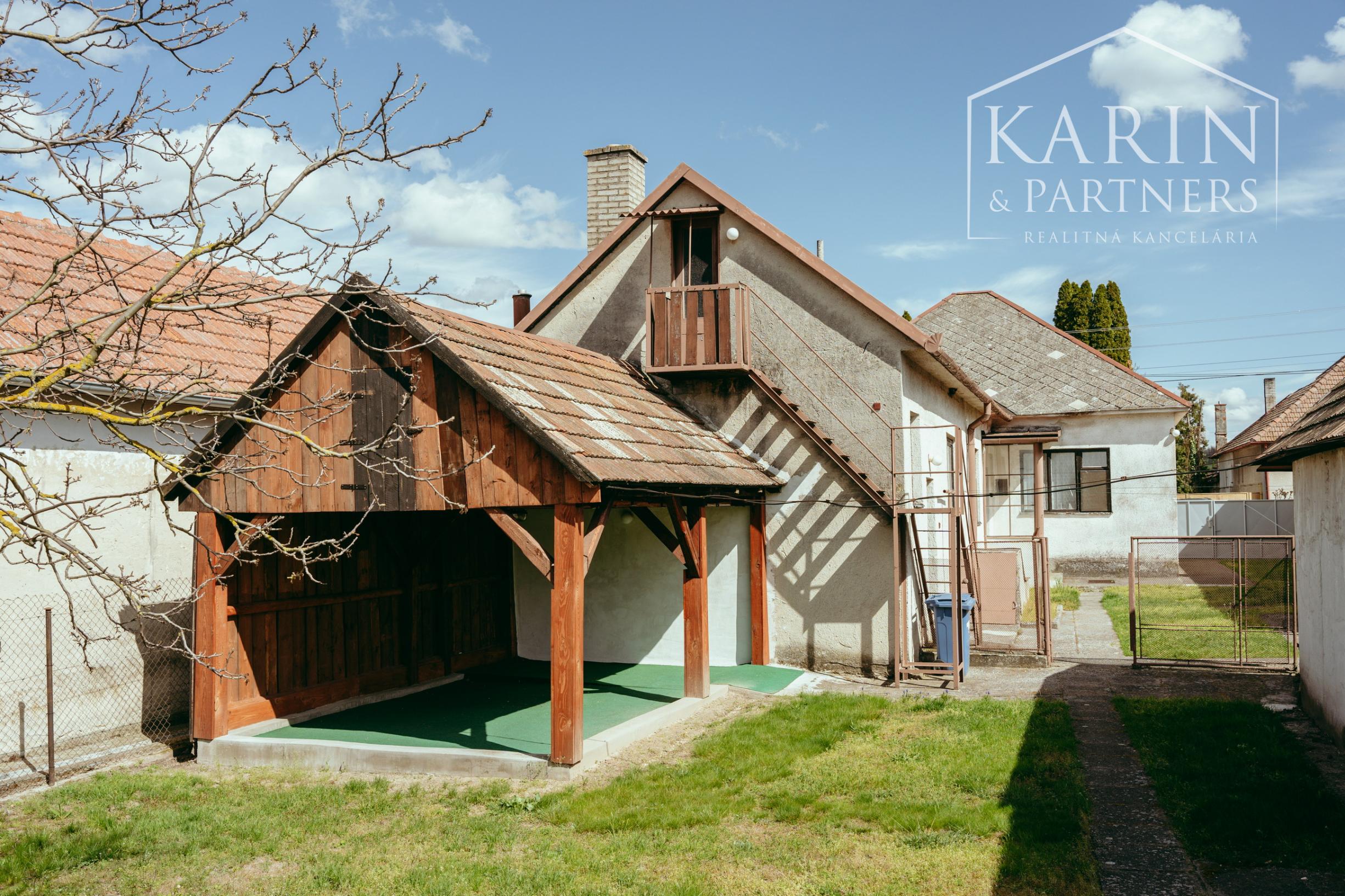 4i rodinný dom v obci Cerová v blízkosti Malých Karpát