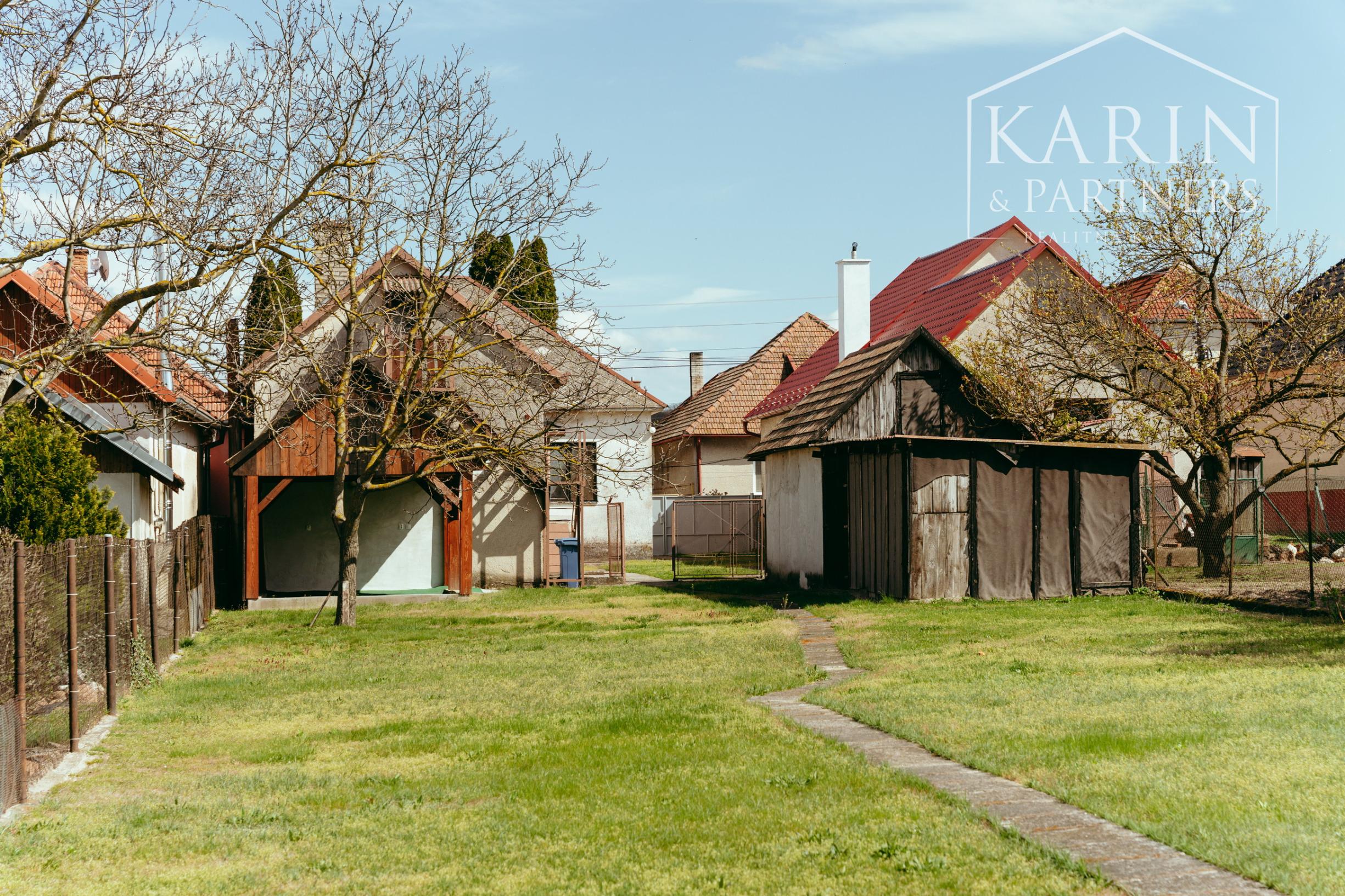 4i rodinný dom v obci Cerová v blízkosti Malých Karpát