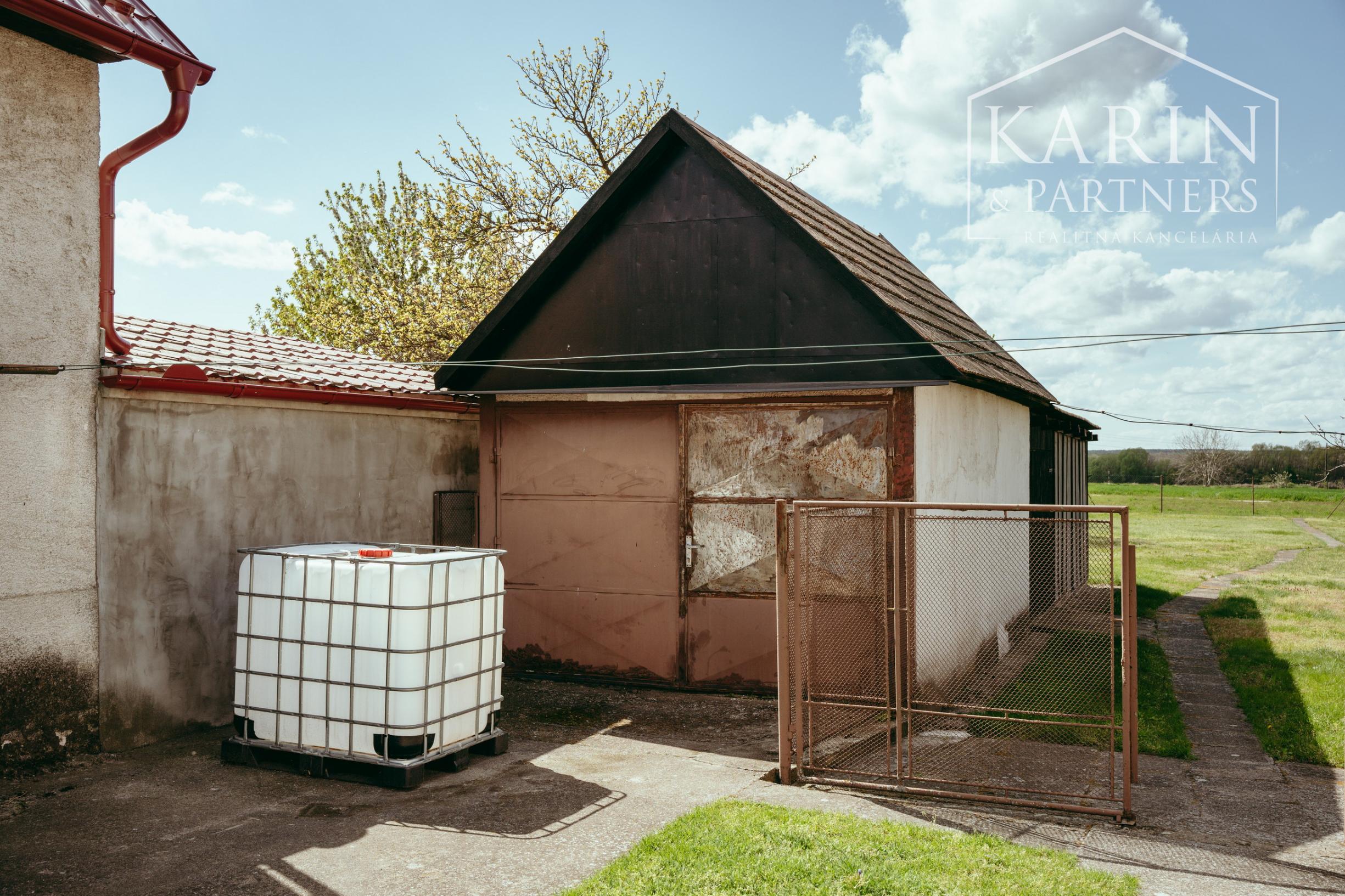 4i rodinný dom v obci Cerová v blízkosti Malých Karpát